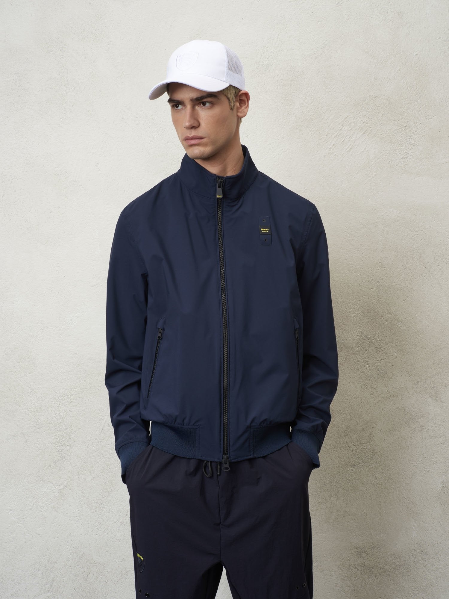 MAV PÁNSKÝ BLAUER BOMBER SE STOJÁČKEM