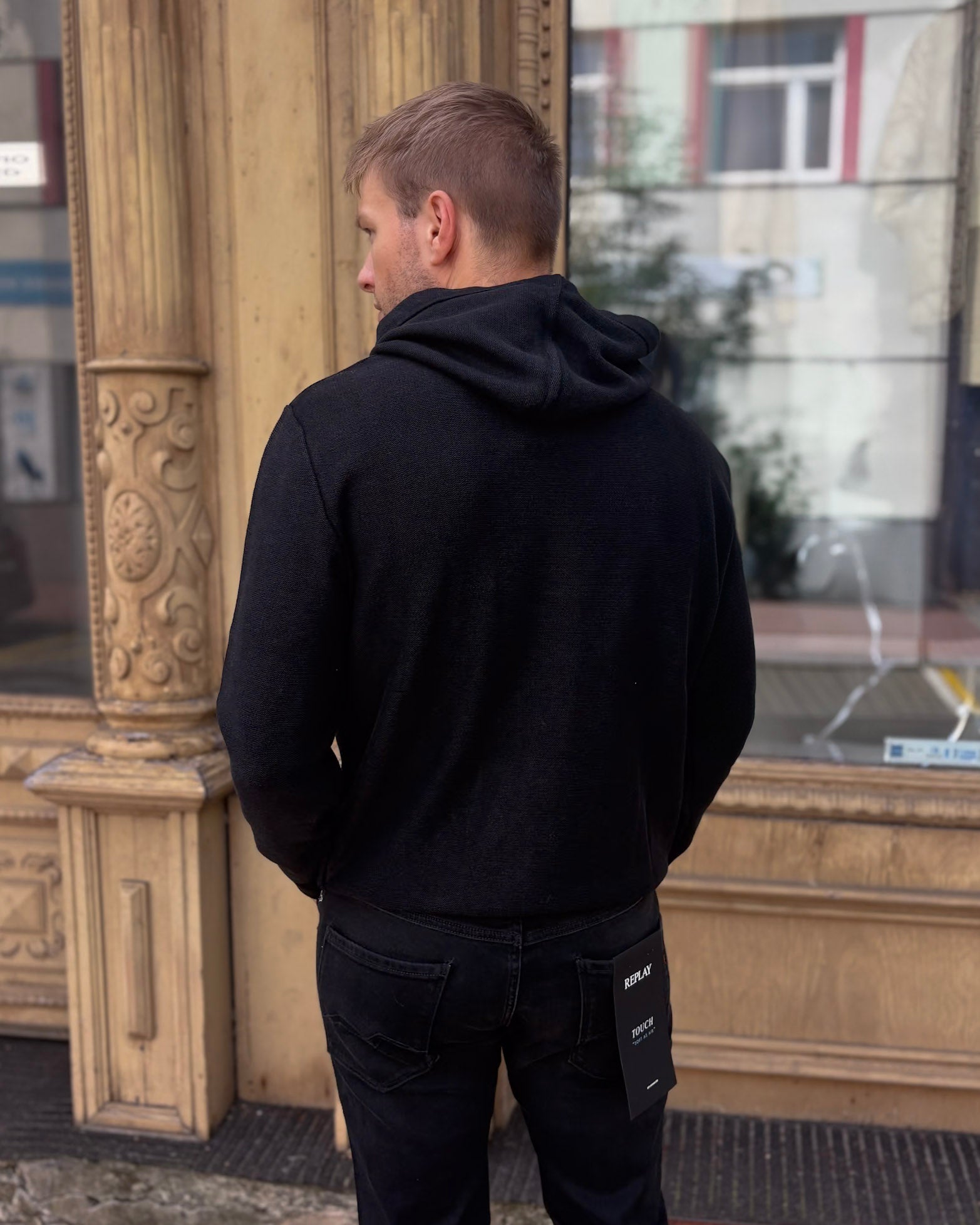 FÉRFI REPLAY KAPUCNIS LOGÓS PULÓVER