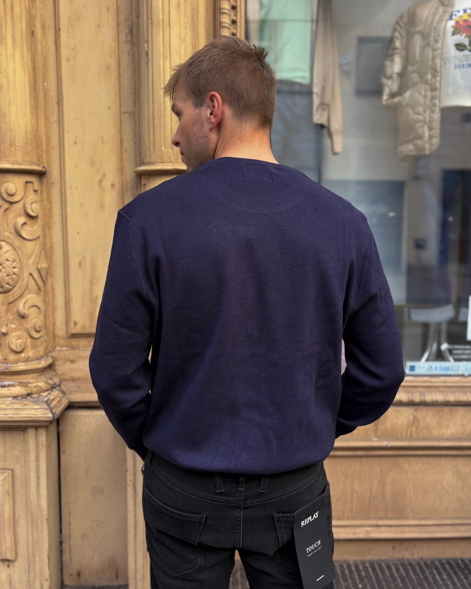 FÉRFI REPLAY PULÓVER MELLKASI MINTÁVAL