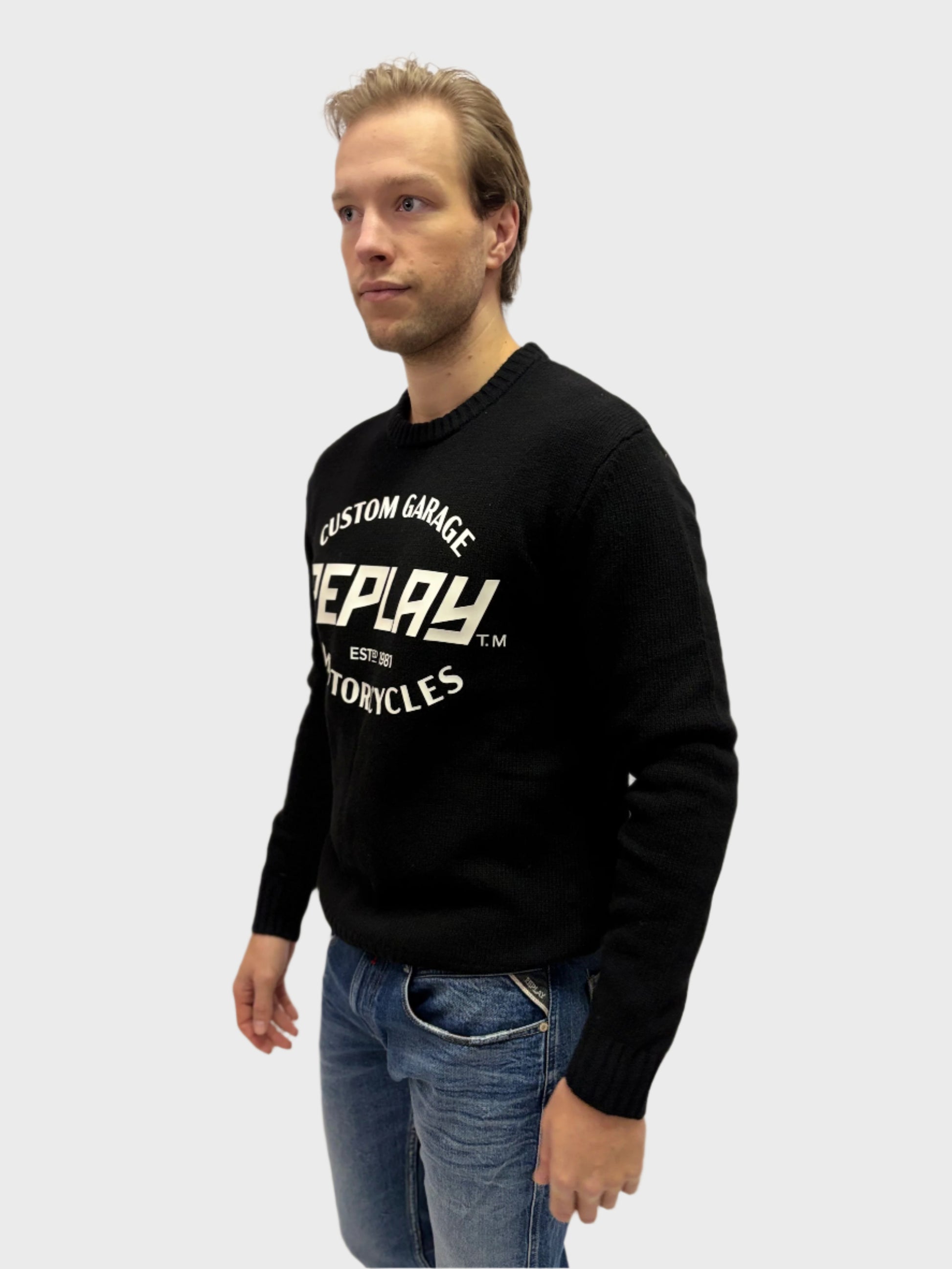 REPLAY FÉRFI PULÓVER MOTOR MOTÍVUMMAL