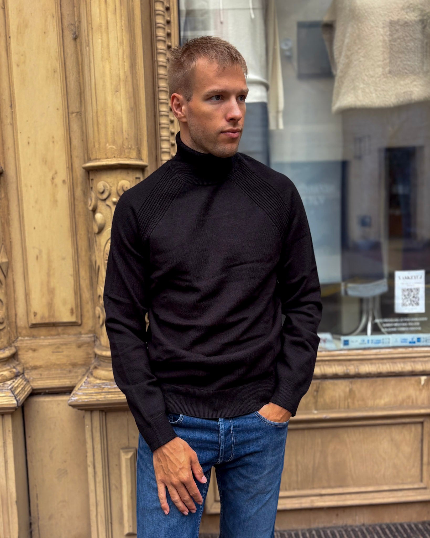 FÉRFI REPLAY TURTLENYAKÚ PULÓVER RAGLAN UJJAKKAL
