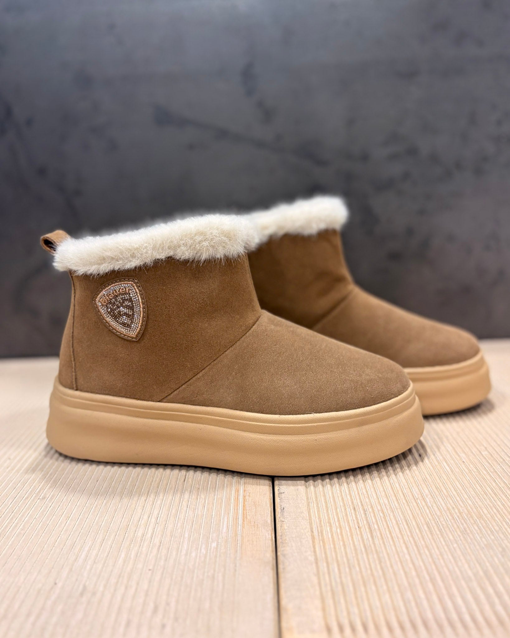 DÁMSKE ZIMNÉ TOPÁNKY BLAUER S KOŽUŠINOU