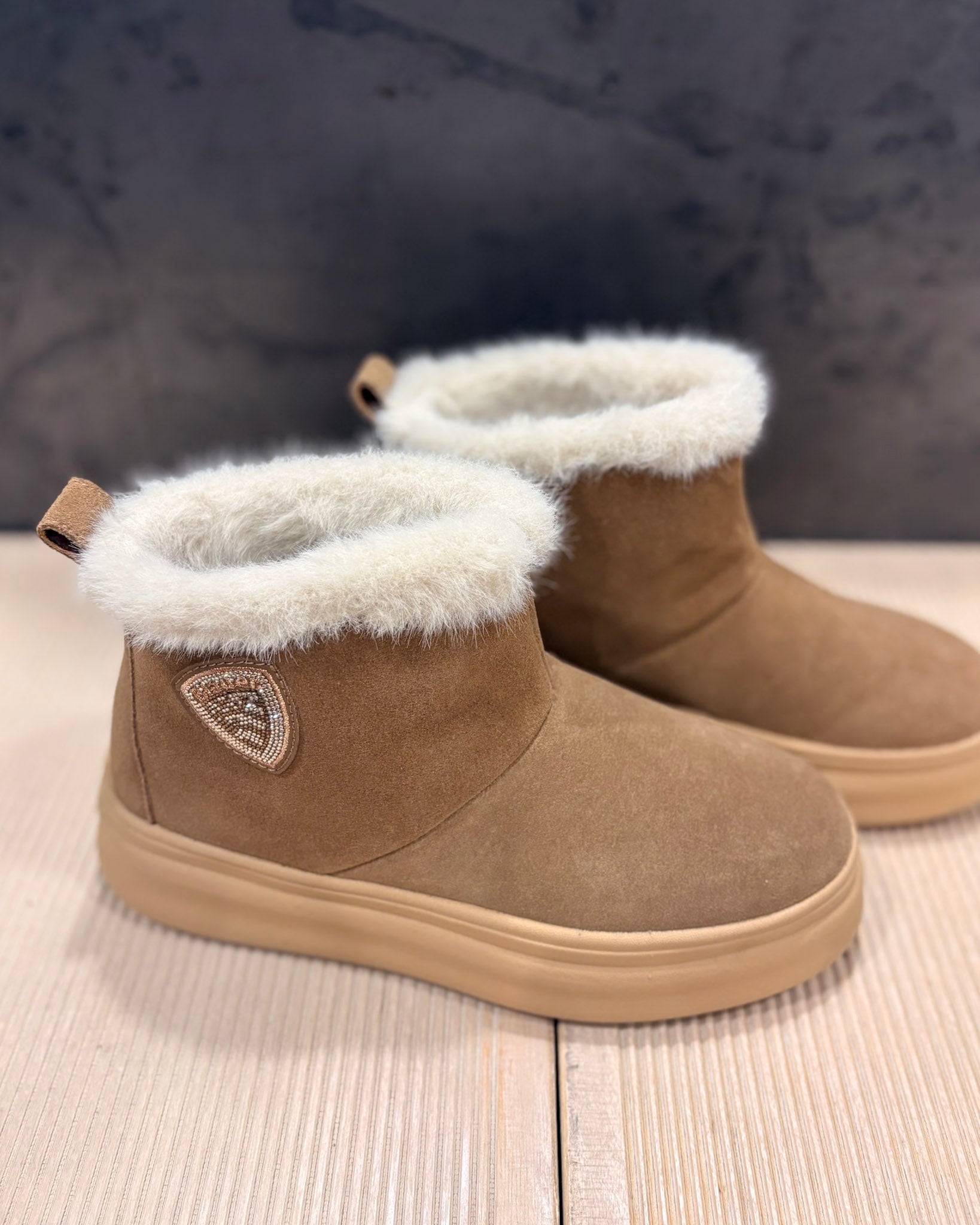 DÁMSKE ZIMNÉ TOPÁNKY BLAUER S KOŽUŠINOU