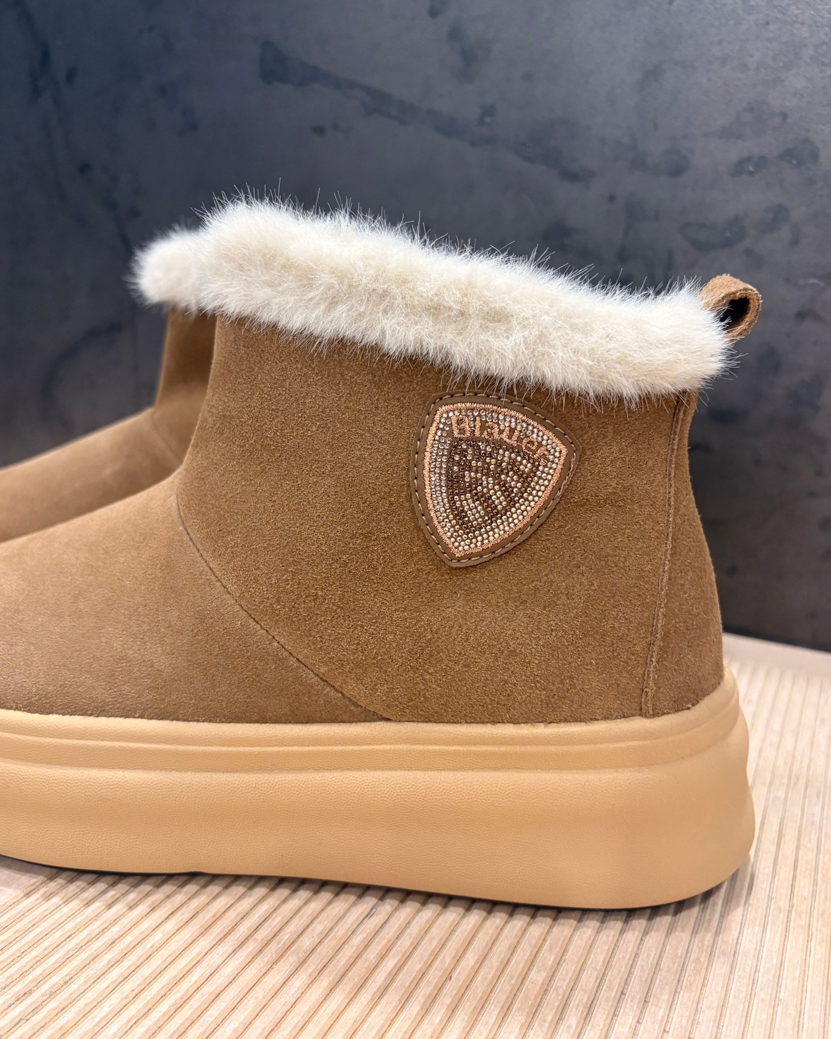 DÁMSKE ZIMNÉ TOPÁNKY BLAUER S KOŽUŠINOU