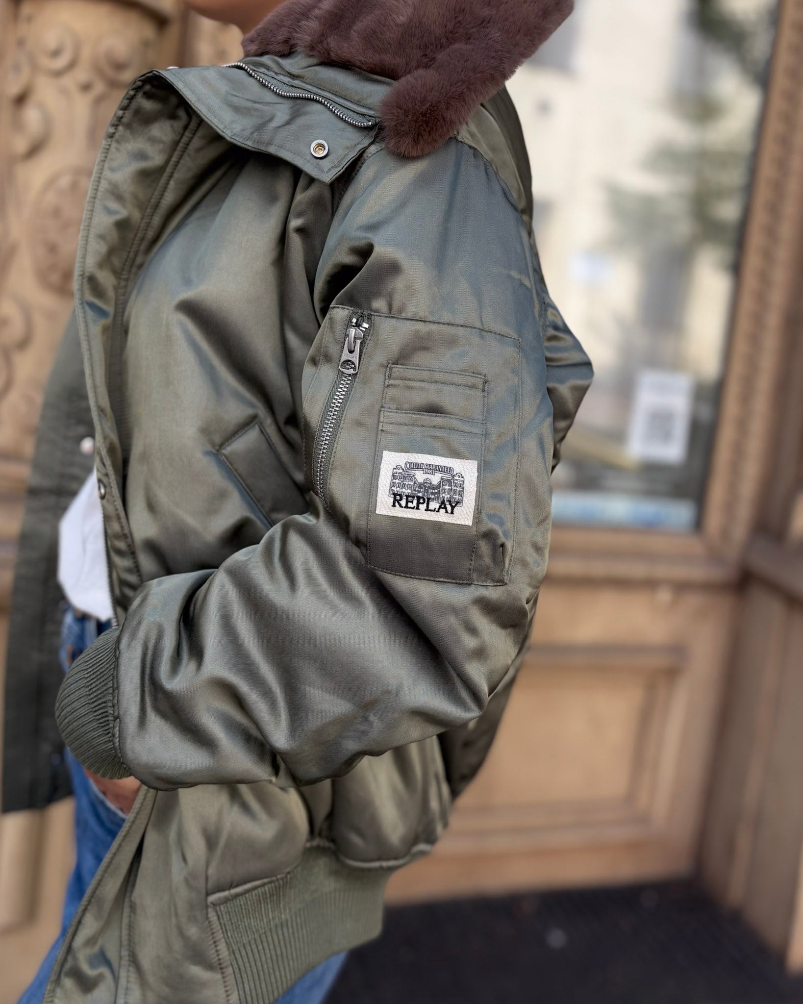 NŐI REPLAY MŰSZŐRME KAPUCSOS KABÁT