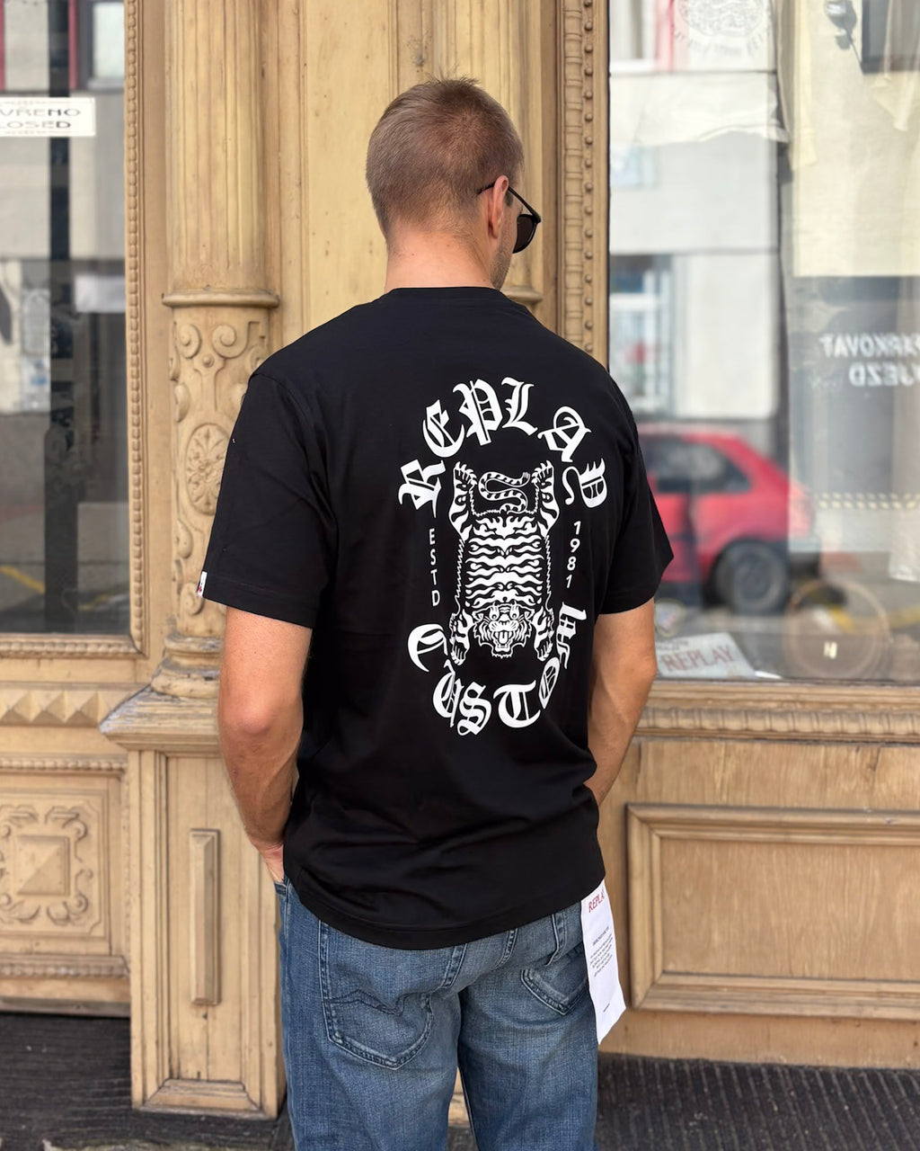 REPLAY MEN'S T-SHIRT WITH PRINT ON THE BACK