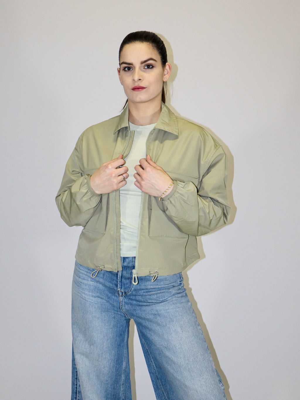 REPLAY WOMEN'S CROPPED JACKET WITH MAXI POCKETS