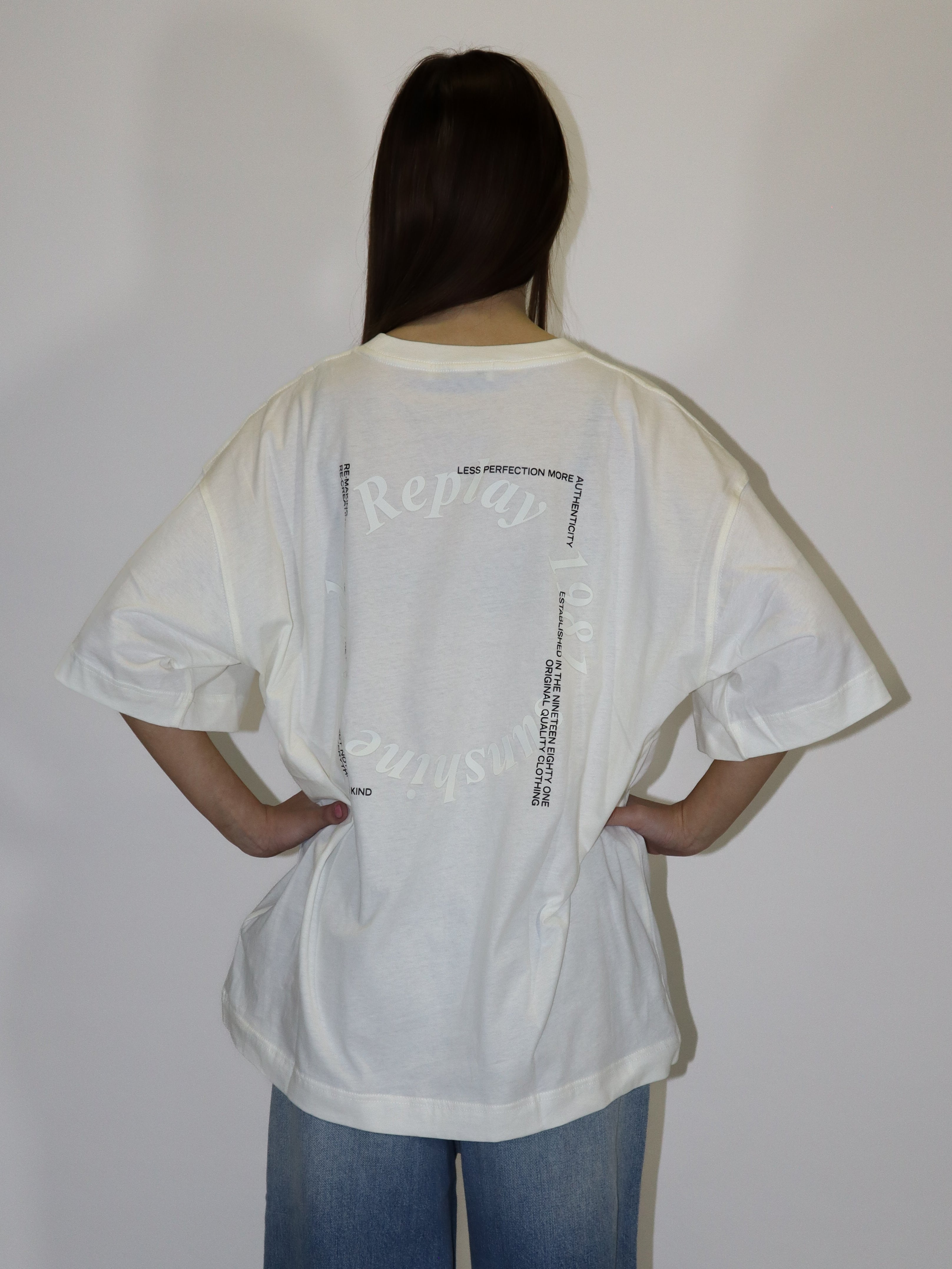 REPLAY NŐI PAMUT PÓLÓ NYOMOTT MINTÁVAL A HÁTULJÁN 