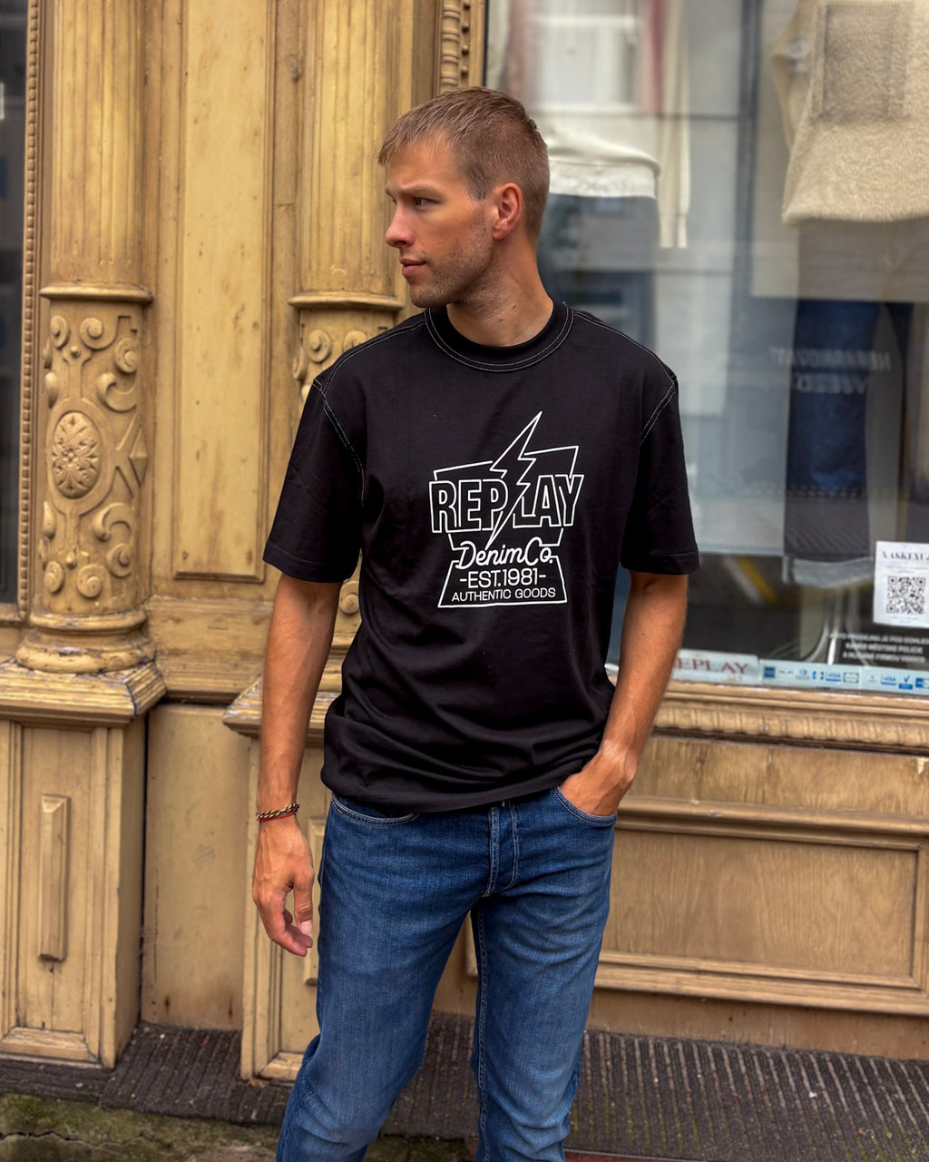 REPLAY MEN'S T-SHIRT WITH CHEST PRINT