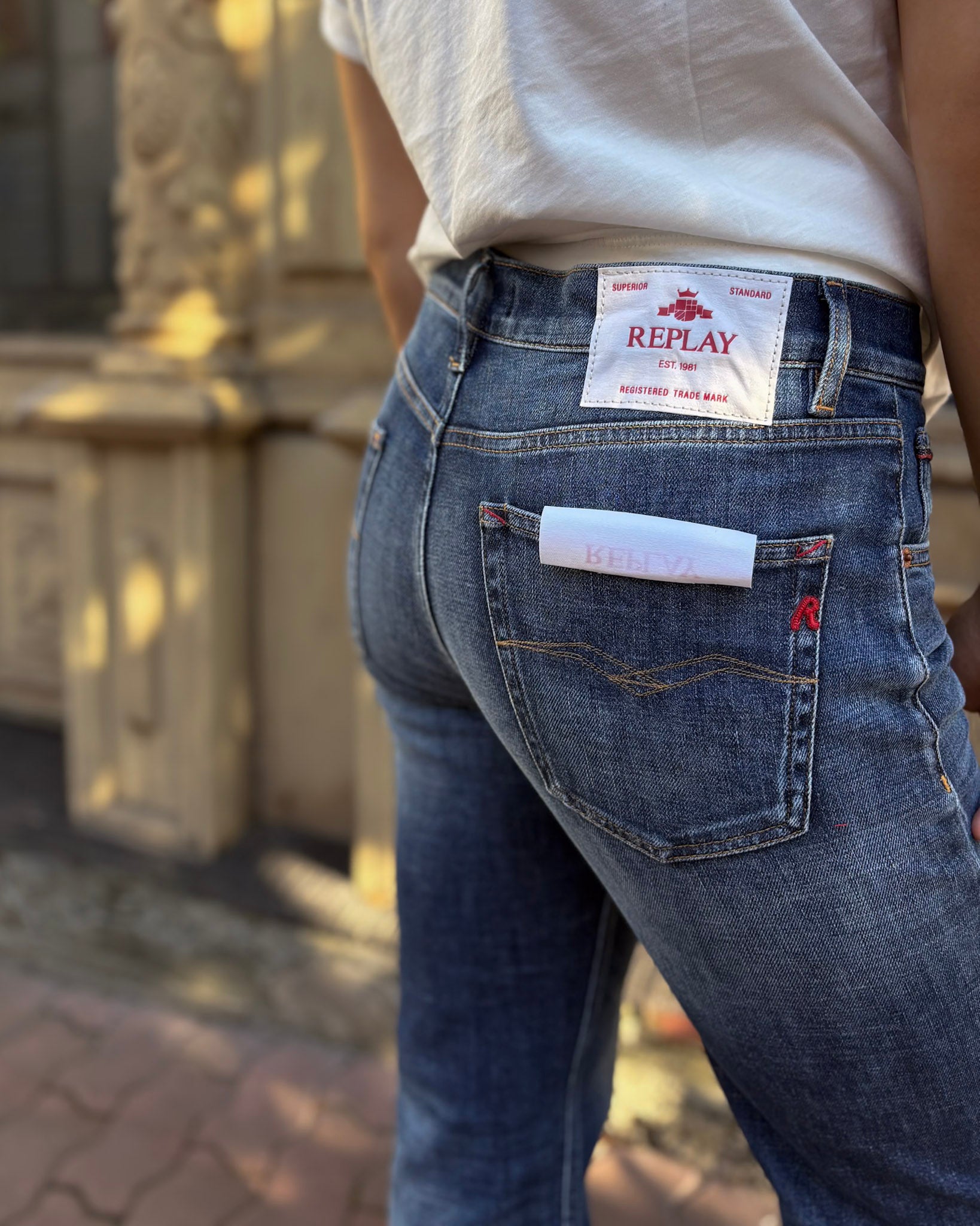 REPLAY WOMEN'S STRAIGHT FIT JEANS AKEME