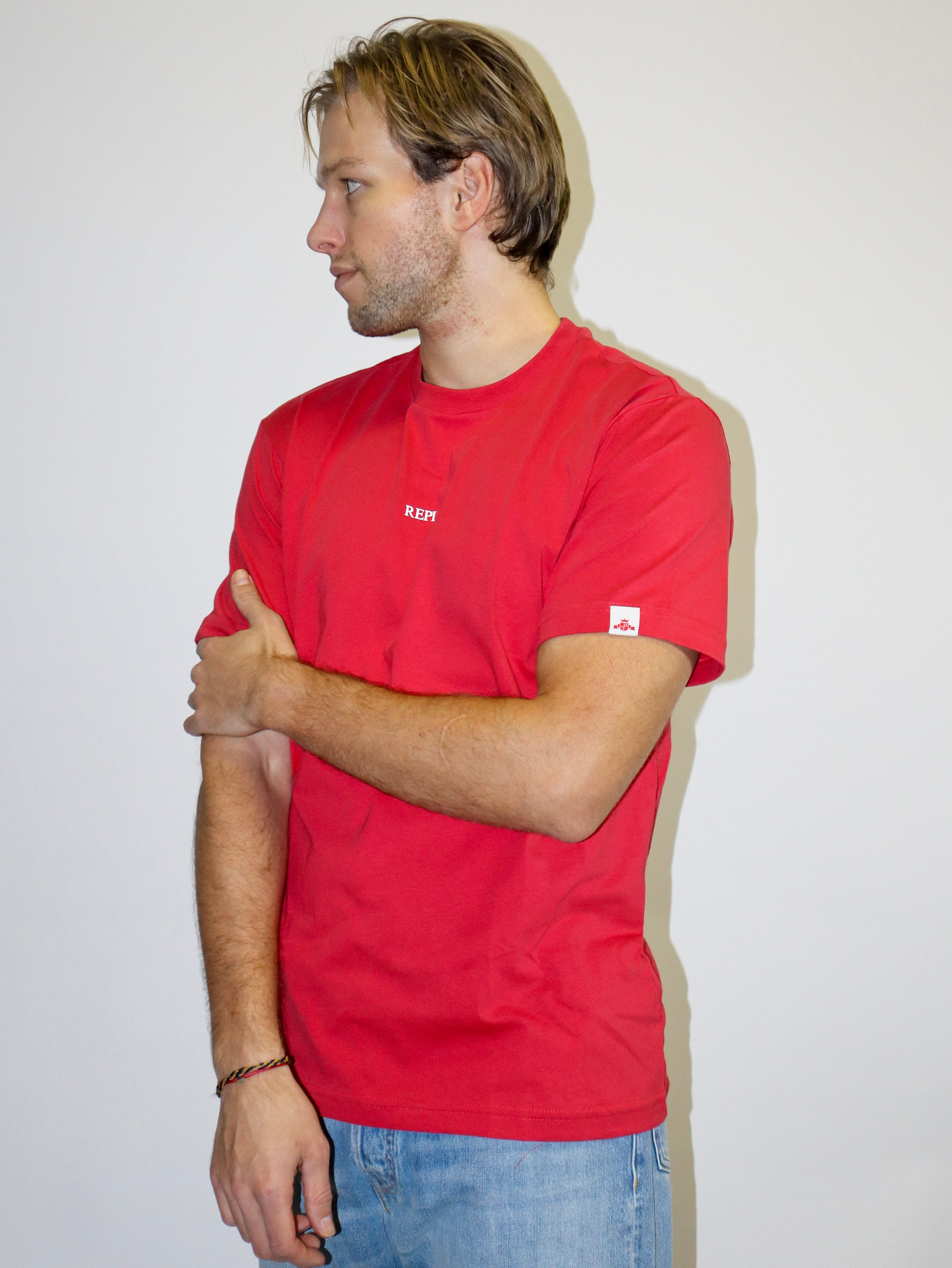 REPLAY PÁNSKÉ BAVLNĚNÉ TRIČKO S VÝSTŘIHEM 