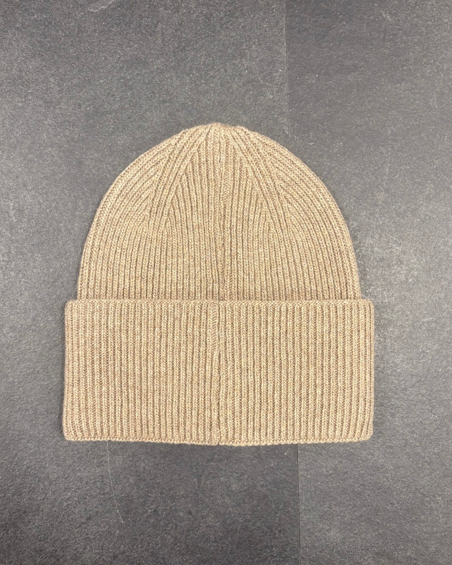 REPLAY KNITTED HAT WITH LABEL ON THE HEM