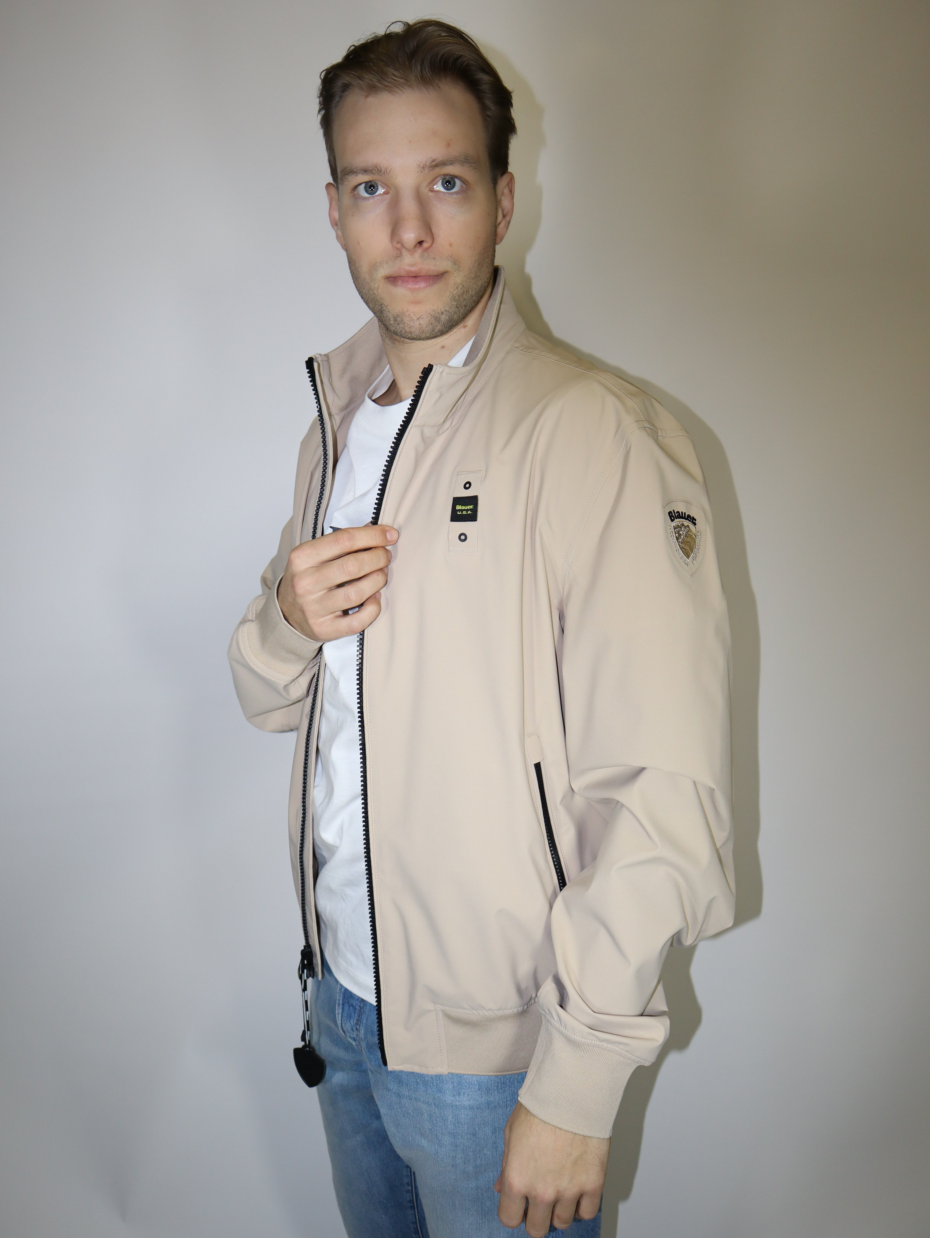 BLAUER FÉRFI ÁTMENETI KABÁT GALLÉRVAL