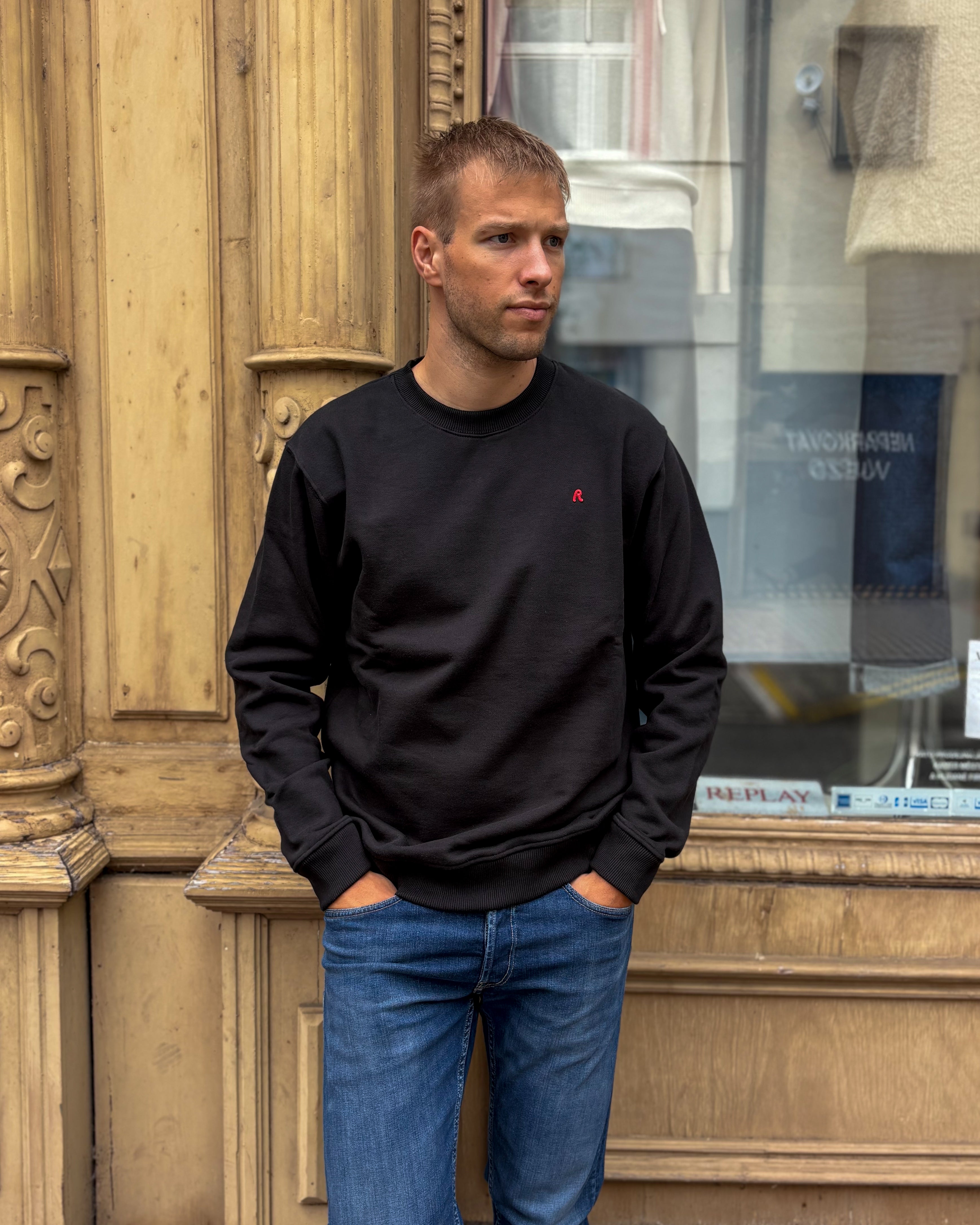 FÉRFI REPLAY RÖVIDÍTETT, KEFELT PAMUT PULÓVER