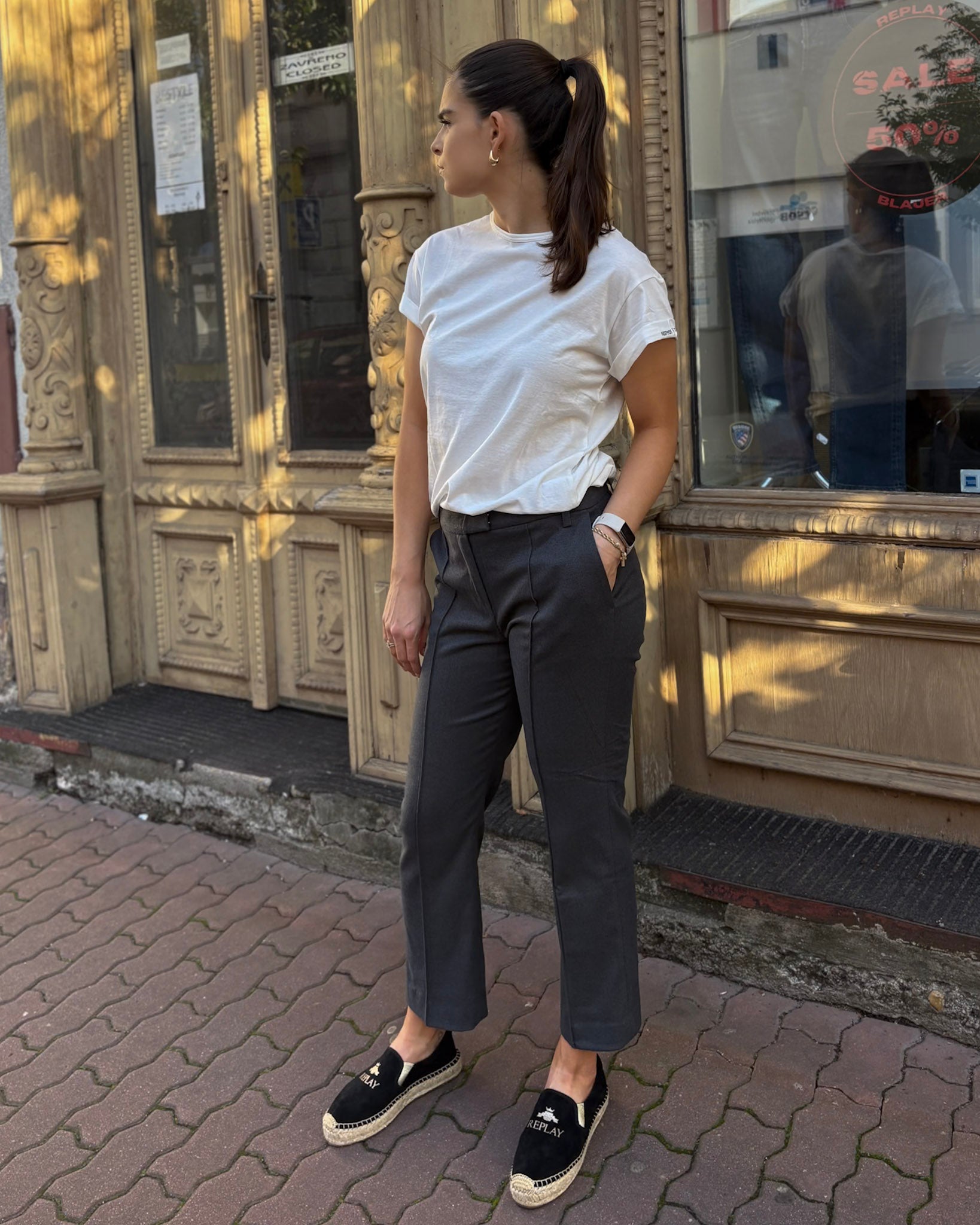 WOMEN'S REPLAY CROPPED PANTS WITH PLEATS