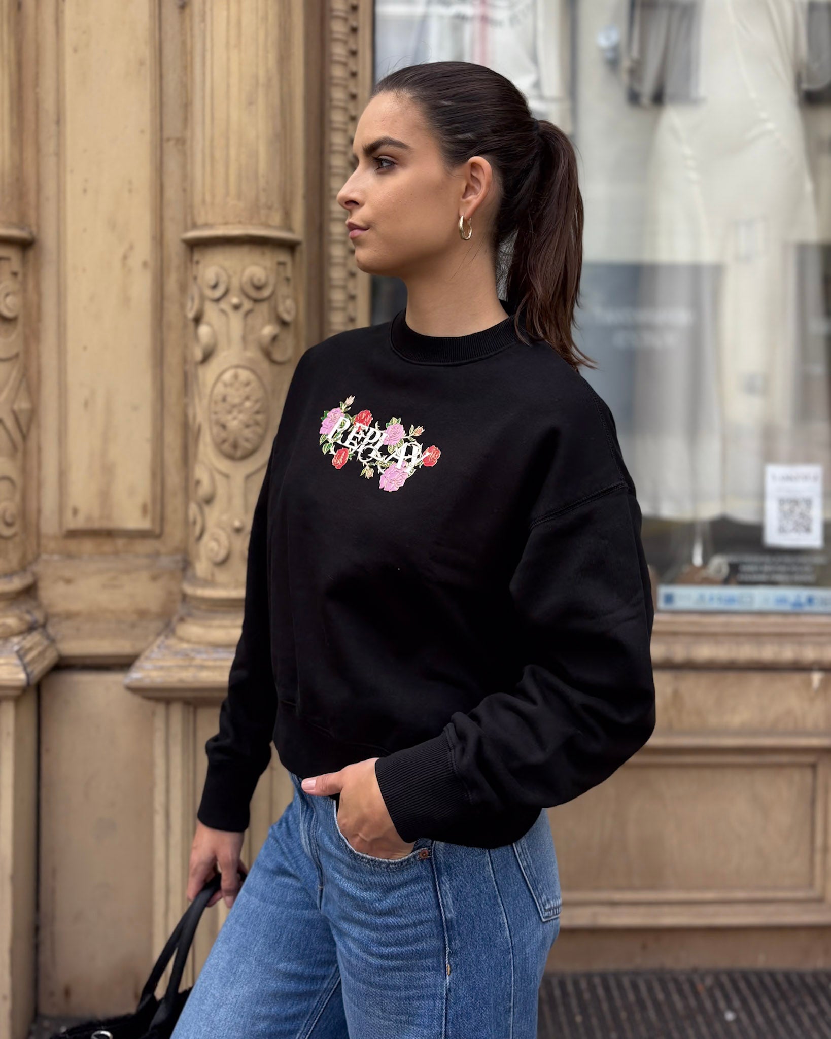 DÁMSKÁ MIKINA REPLAY MIKINA S LOGEM A POTISKEM RŮŽÍ