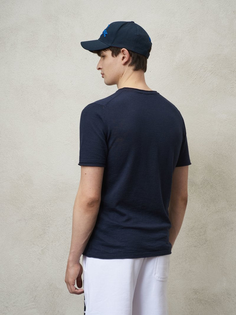 BLAUER MALFILÉ TRIČKO S KRÁTKYM RUKÁVOM 