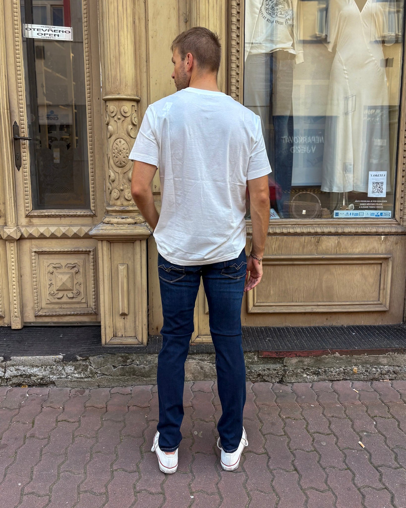 REPLAY PÁNSKÉ SLIM-FIT DŽÍNY STŘIHU ANBASS - M914Y .000.41A 900