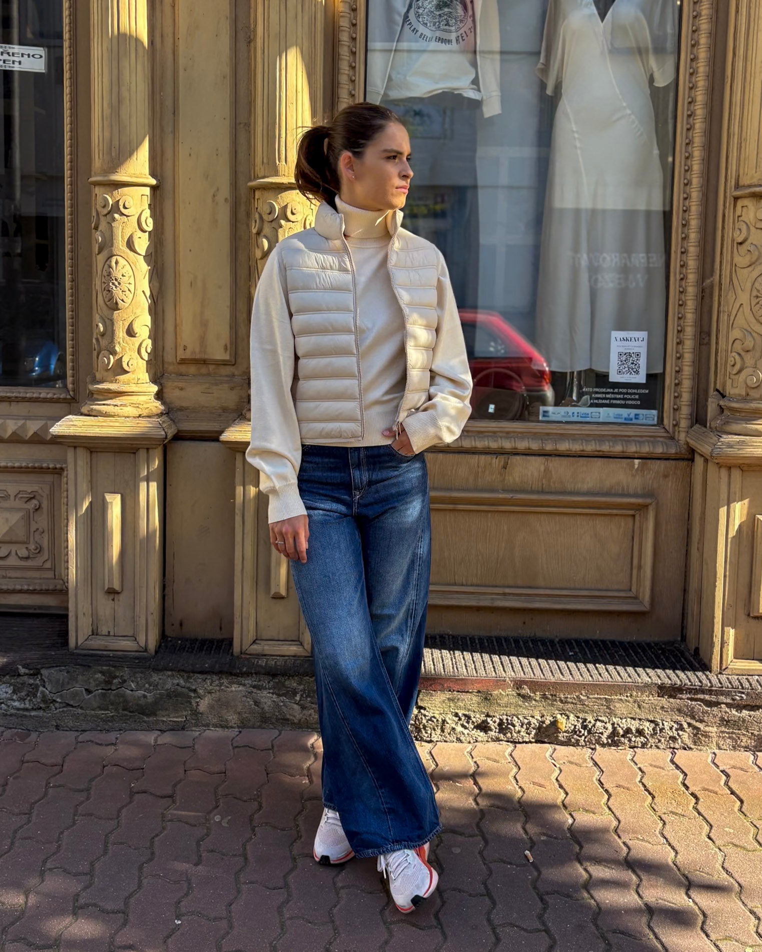 WOMEN'S REPLAY HEATED VEST WITH CROSS-STITCHING