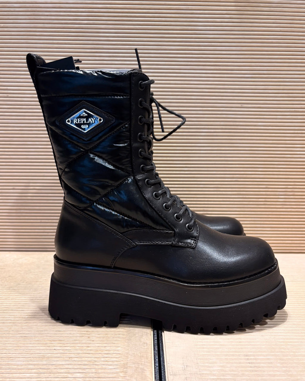 REPLAY WOMEN'S WINTER BOOTS WITH RAISED SOLE