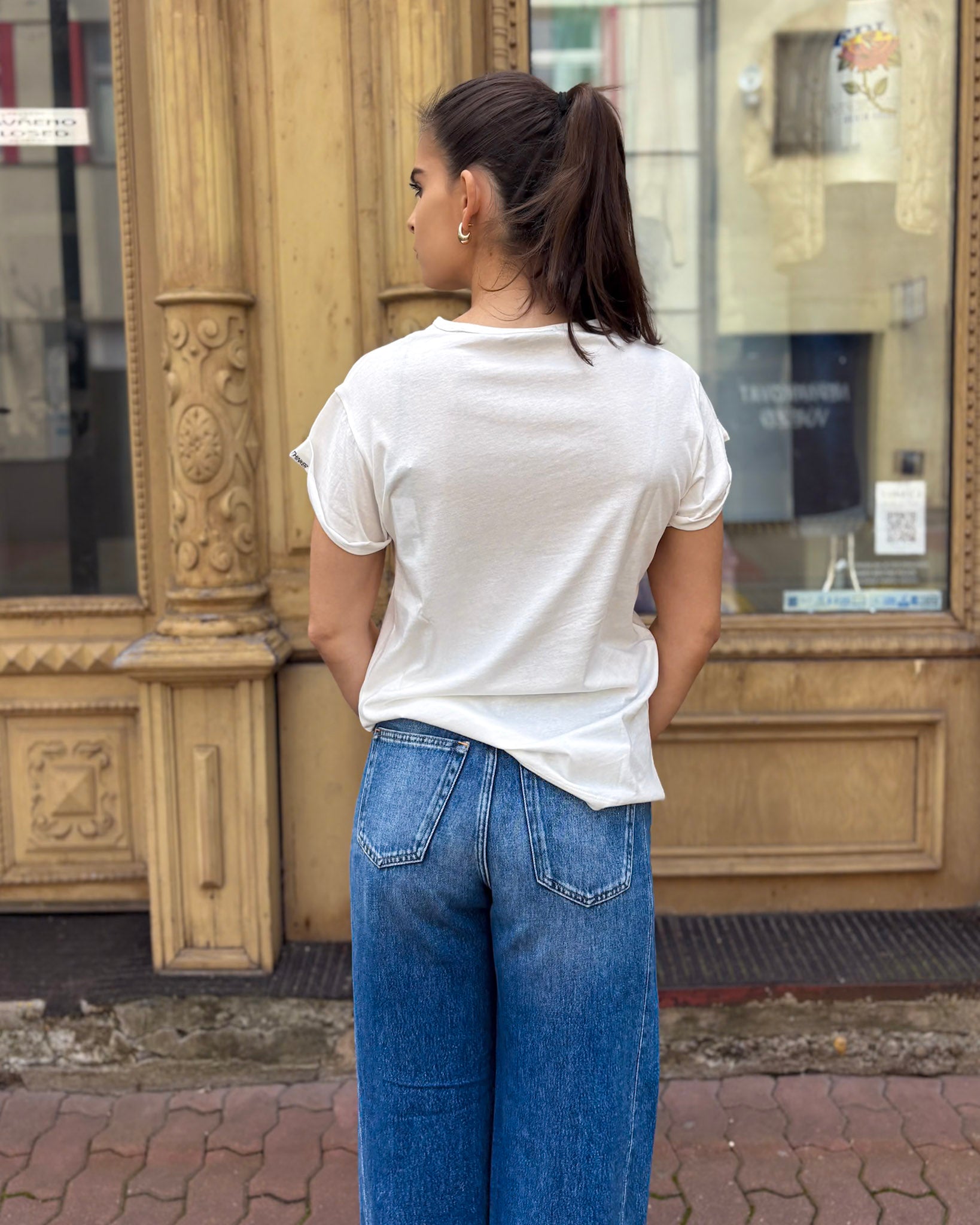 DÁMSKÉ BASIC TRIČKO S KRÁTKÝM RUKÁVEM