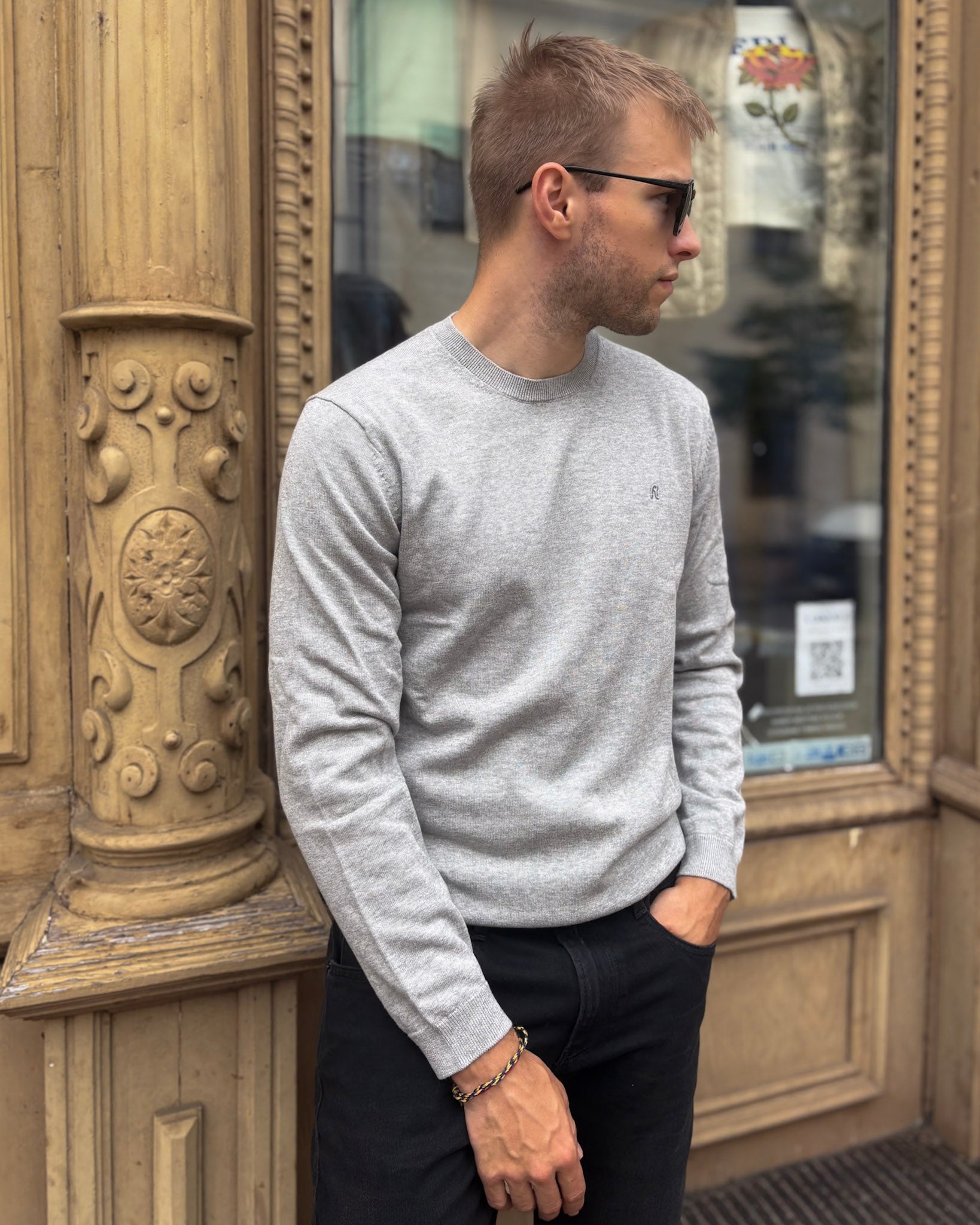 PÁNSKÝ SVETR REPLAY S KULATÝM VÝSTŘIHEM