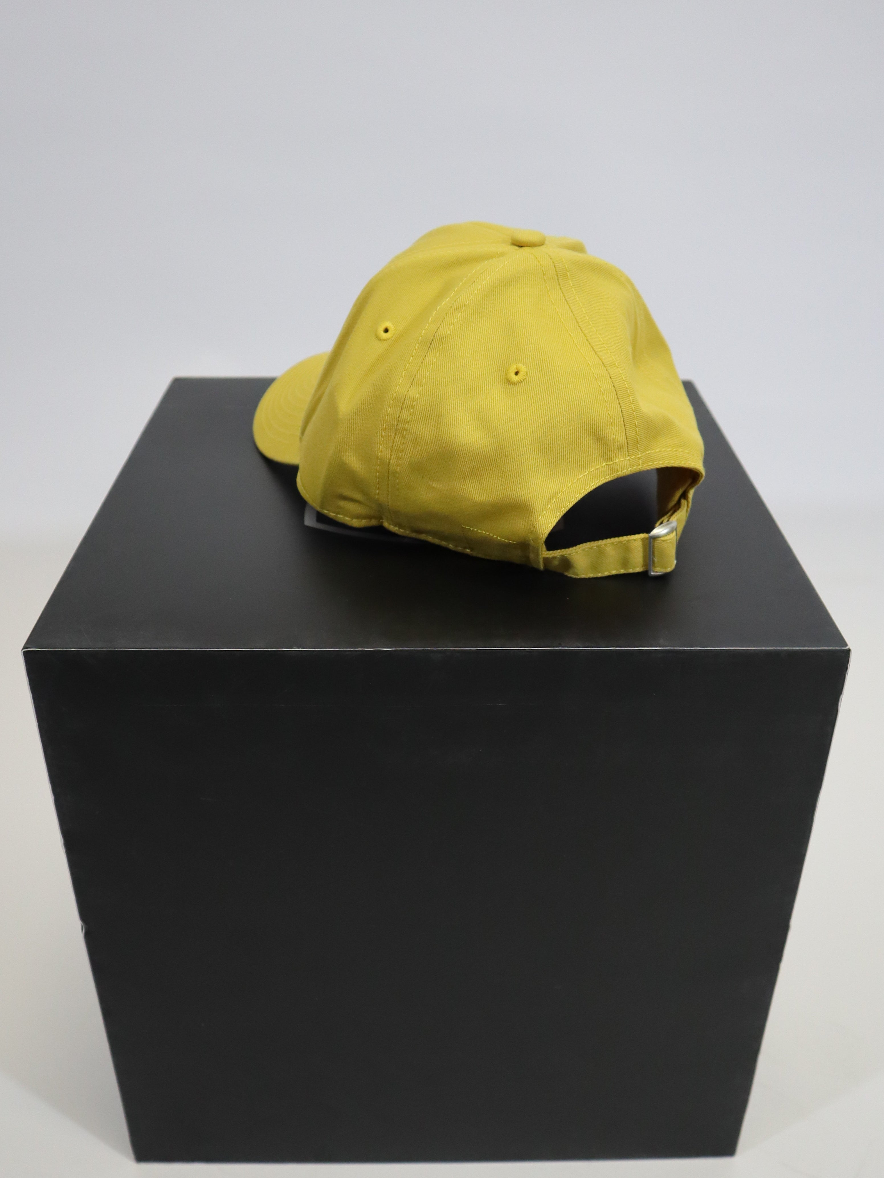 REPLAY NŐI SAPKA ALOHA HÍMZÉSSEL
