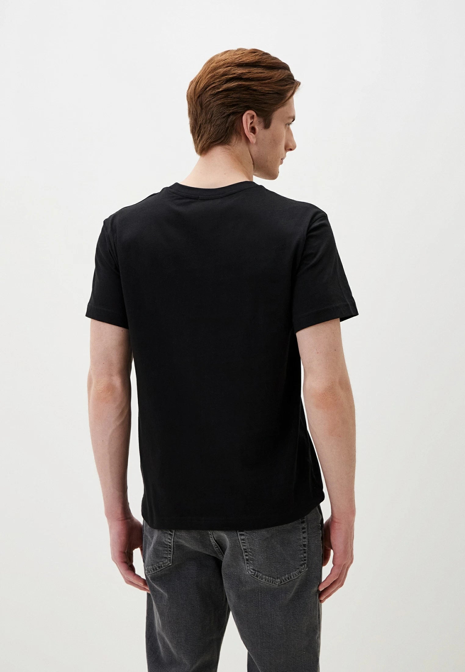 REPLAY PÁNSKÉ TRIČKO S KRÁTKÝM RUKÁVEM BĚŽNÉHO STŘIHU