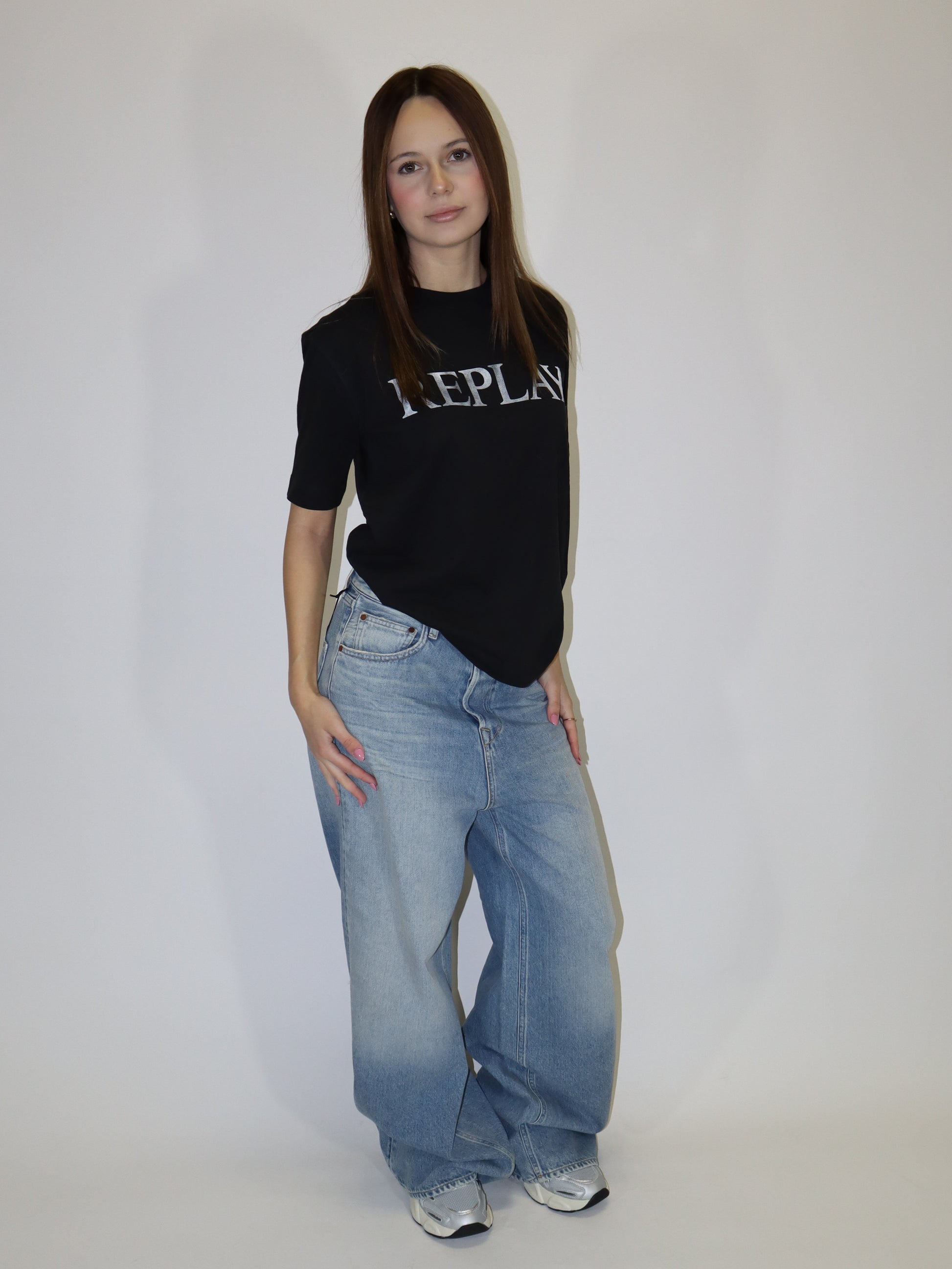 REPLAY DÁMSKÉ BAVLNĚNÉ TRIČKO S KRÁTKÝM RUKÁVEM A POTISKEM