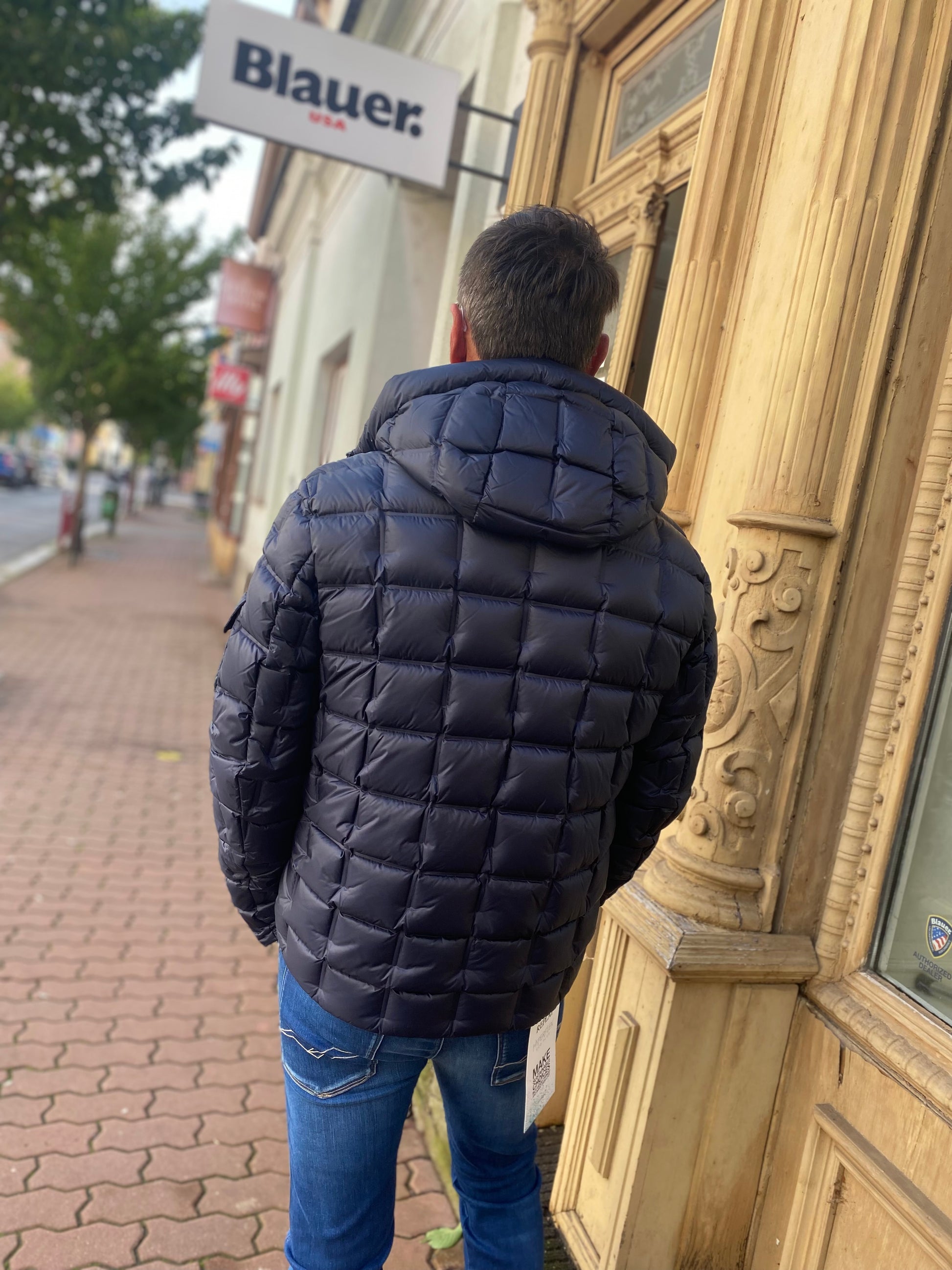 BLAUER FÉRFI FÉRFI TEPPELT KABÁT CASPAR