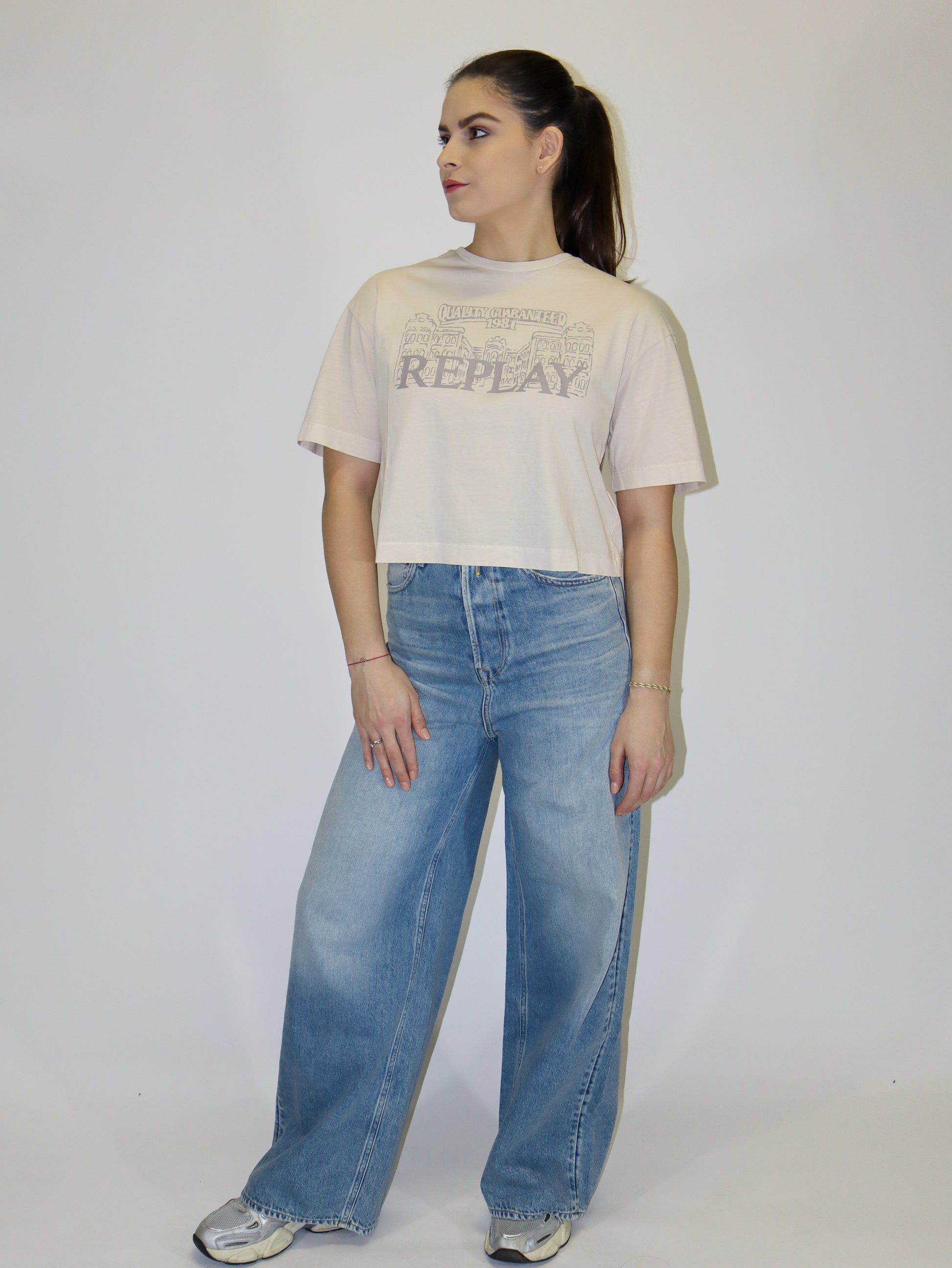 REPLAY DÁMSKÉ ZKRÁCENÉ TRIČKO S VÝRAZNÝM LOGEM