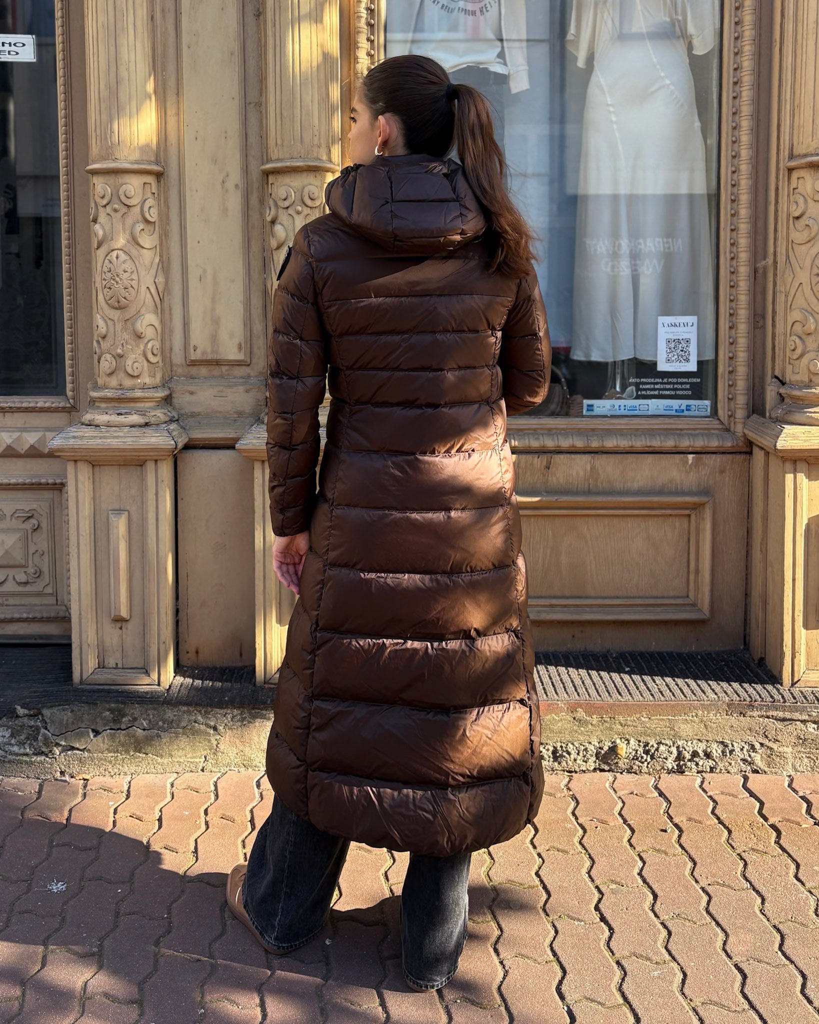 DLOUHÁ DÁMSKÁ PÉŘOVÁ BLAUER BUNDA ANITA