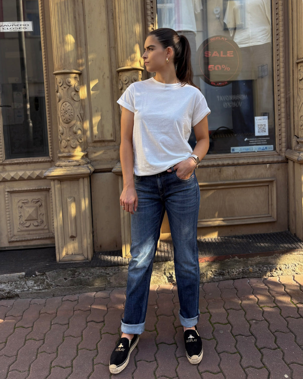 REPLAY WOMEN'S STRAIGHT FIT JEANS AKEME