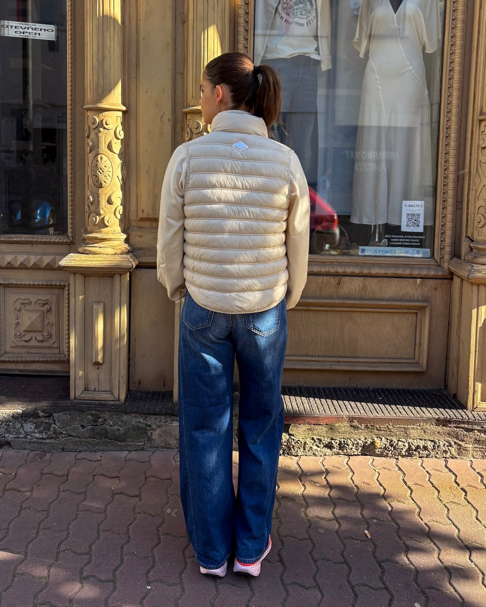 WOMEN'S REPLAY HEATED VEST WITH CROSS-STITCHING