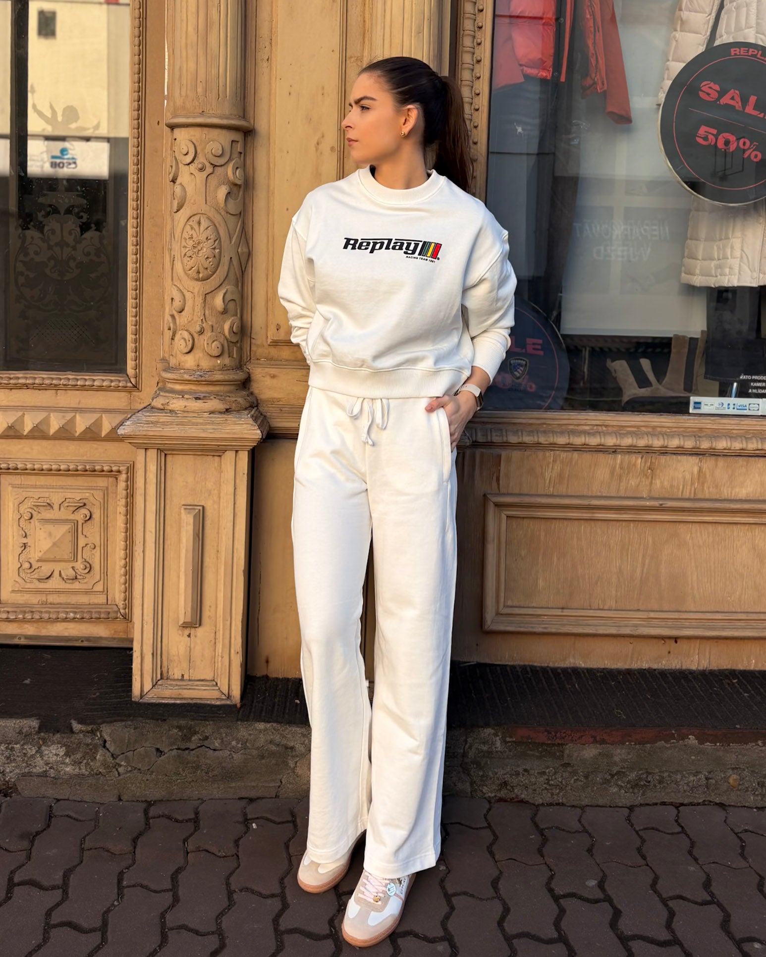 DÁMSKÉ TEPLÁKOVÉ KALHOTY REPLAY ŠIROKÉHO STŘIHU 