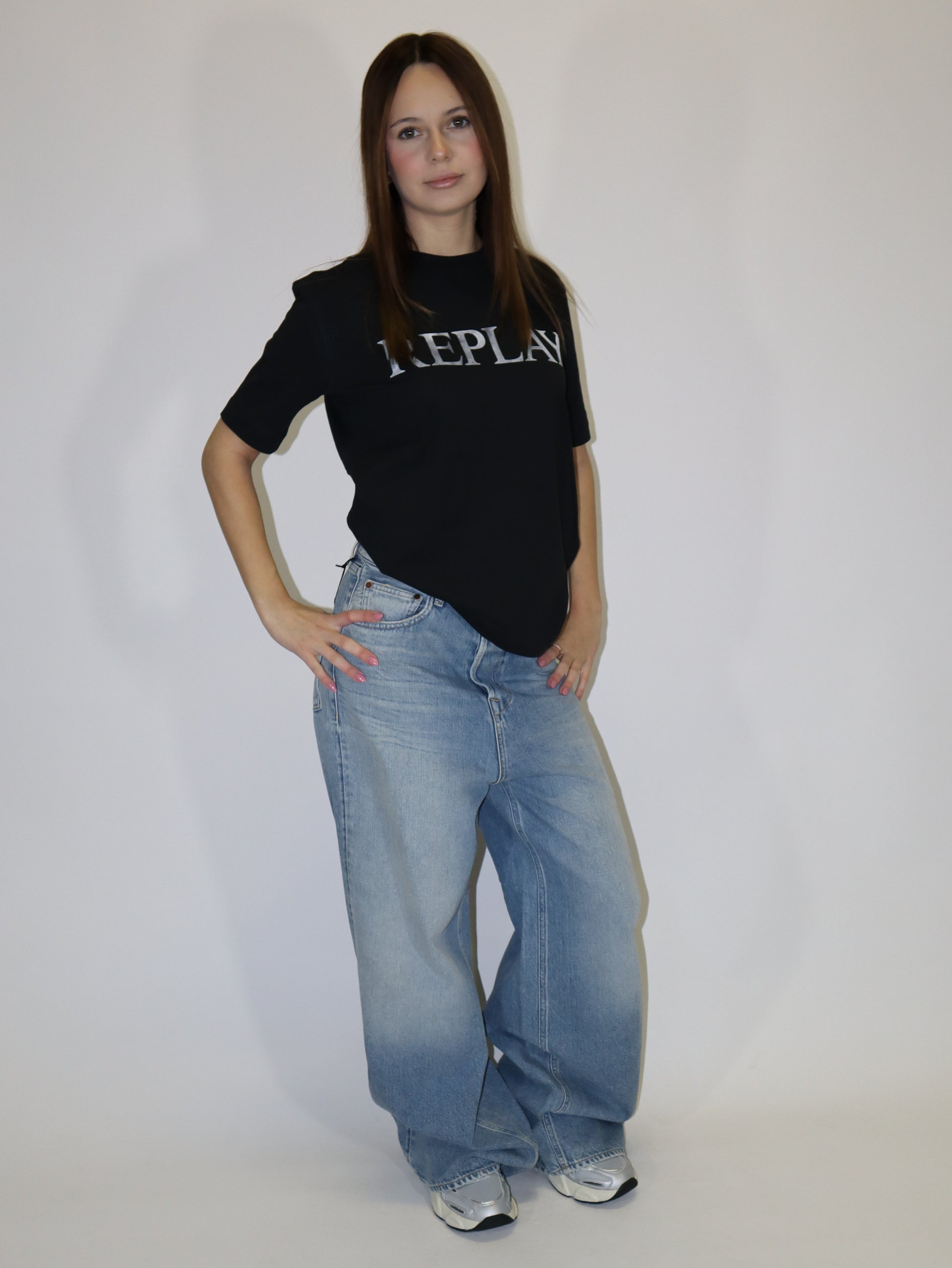 REPLAY DÁMSKÉ BAVLNĚNÉ TRIČKO S KRÁTKÝM RUKÁVEM A POTISKEM