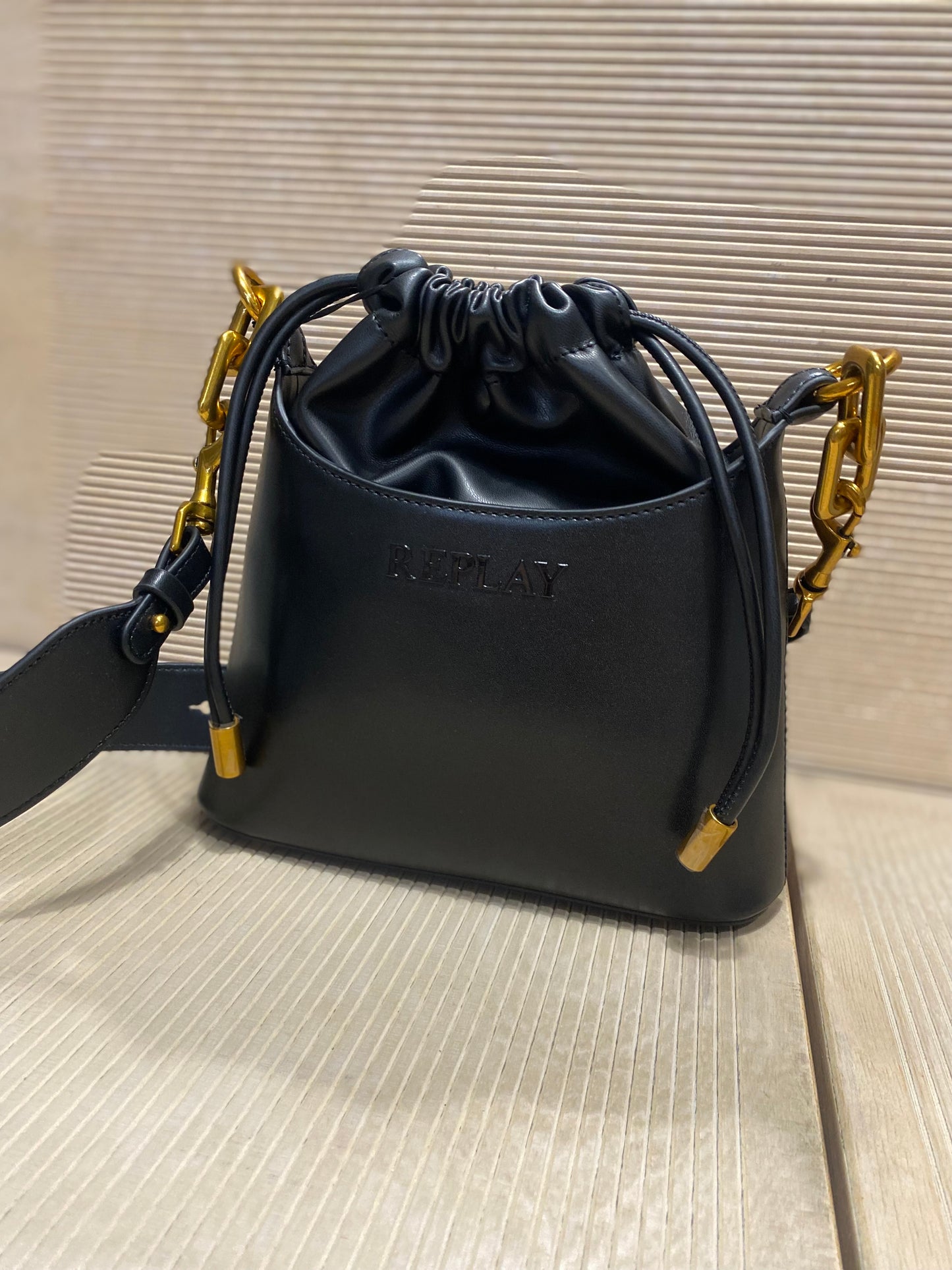 REPLAY DÁMSKÁ KABELKA BUCKET-BAG - FW3692.000.A2003A