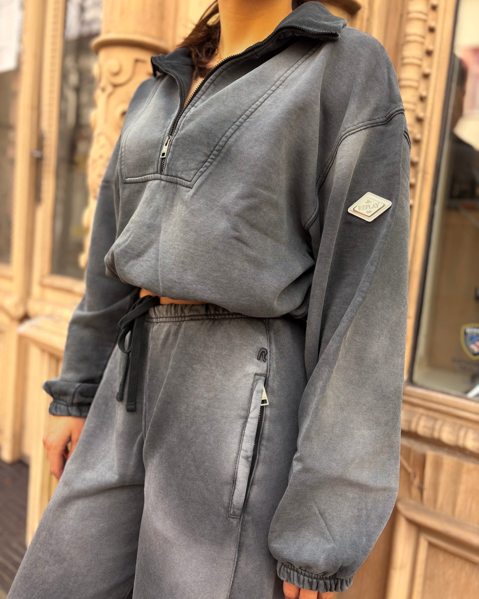 WOMEN'S REPLAY ZIP-UP HIGH COLLAR SWEATSHIRT