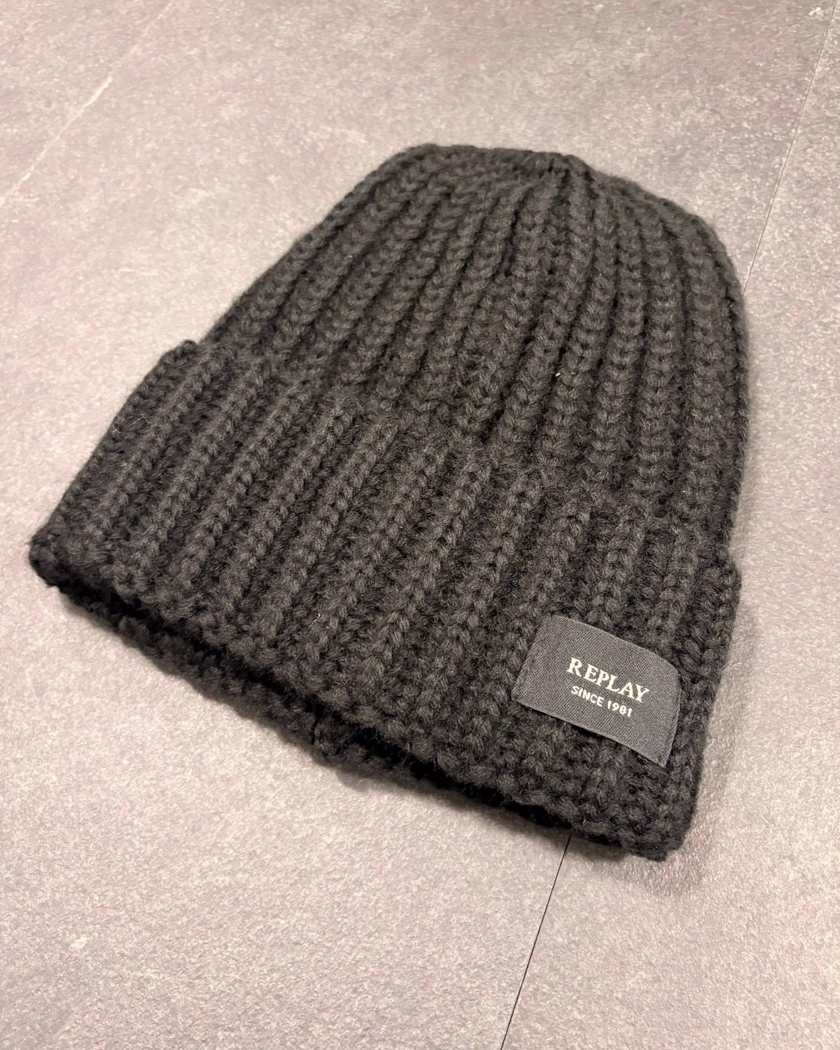 REPLAY SCARF AND HAT SET