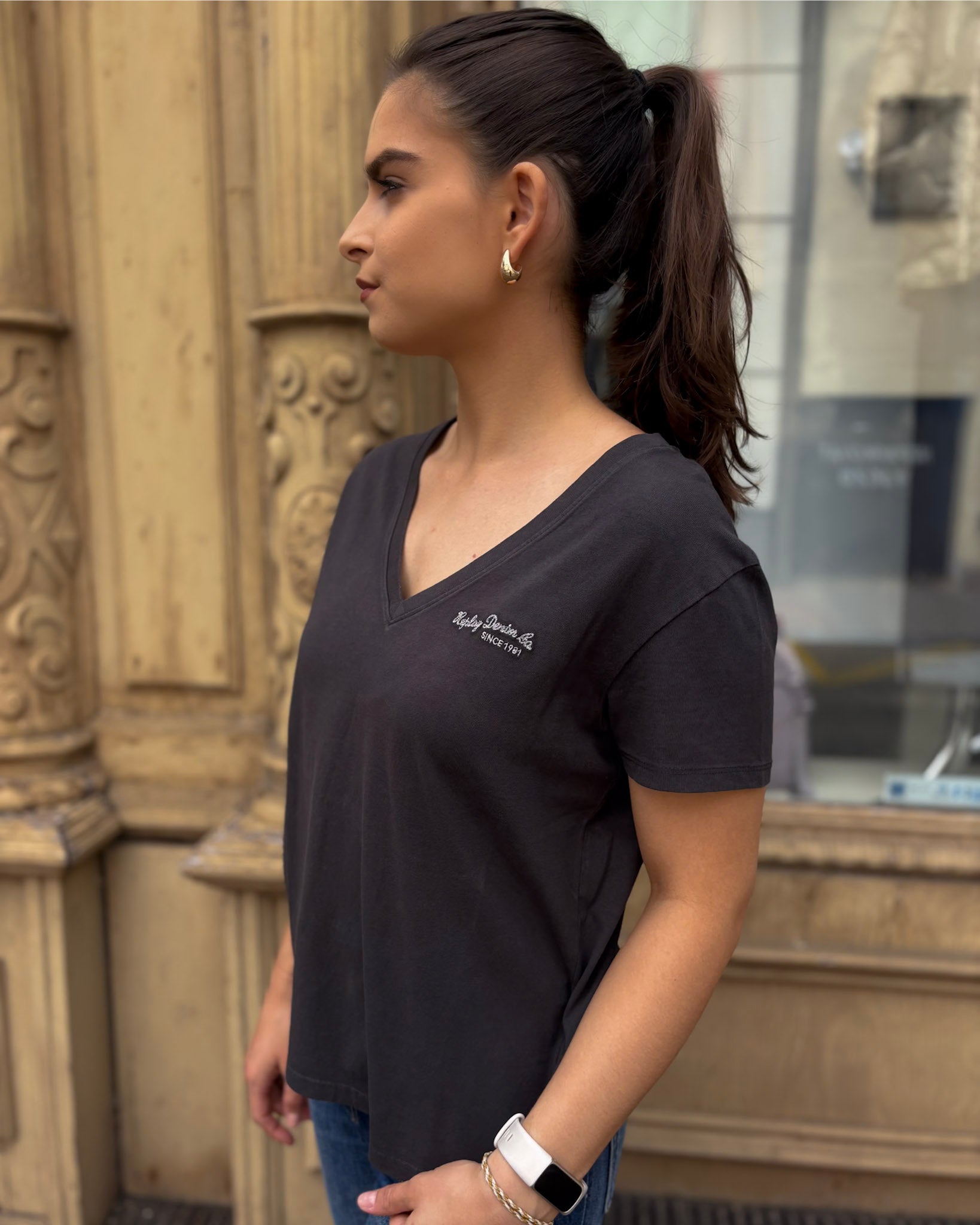 NŐI REPLAY V-NYAKÚ PÓLÓ