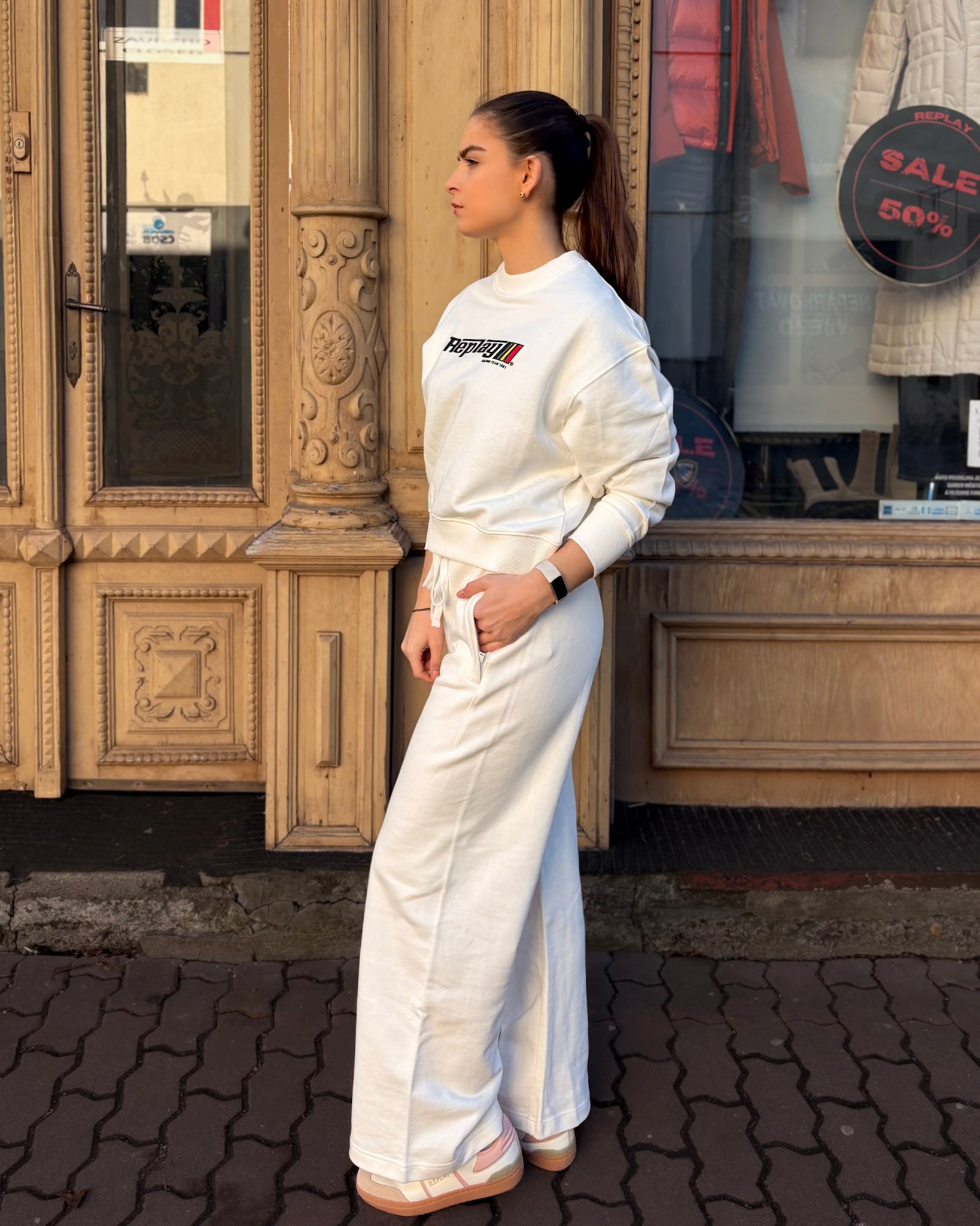 DÁMSKÉ TEPLÁKOVÉ KALHOTY REPLAY ŠIROKÉHO STŘIHU 