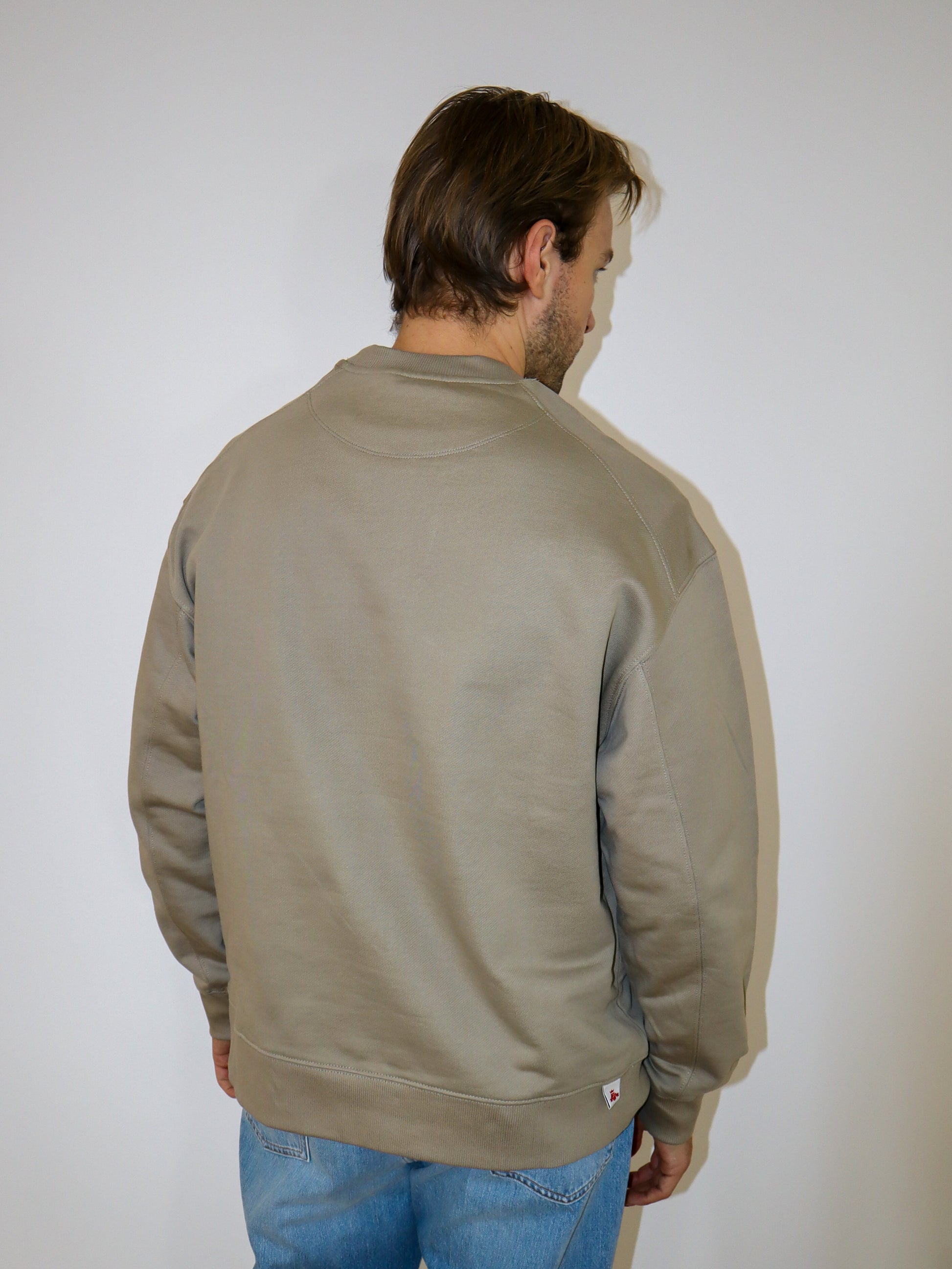 REPLAY PÁNSKÁ MIKINA UVOLNĚNÉHO STŘIHU S NÁPISEM