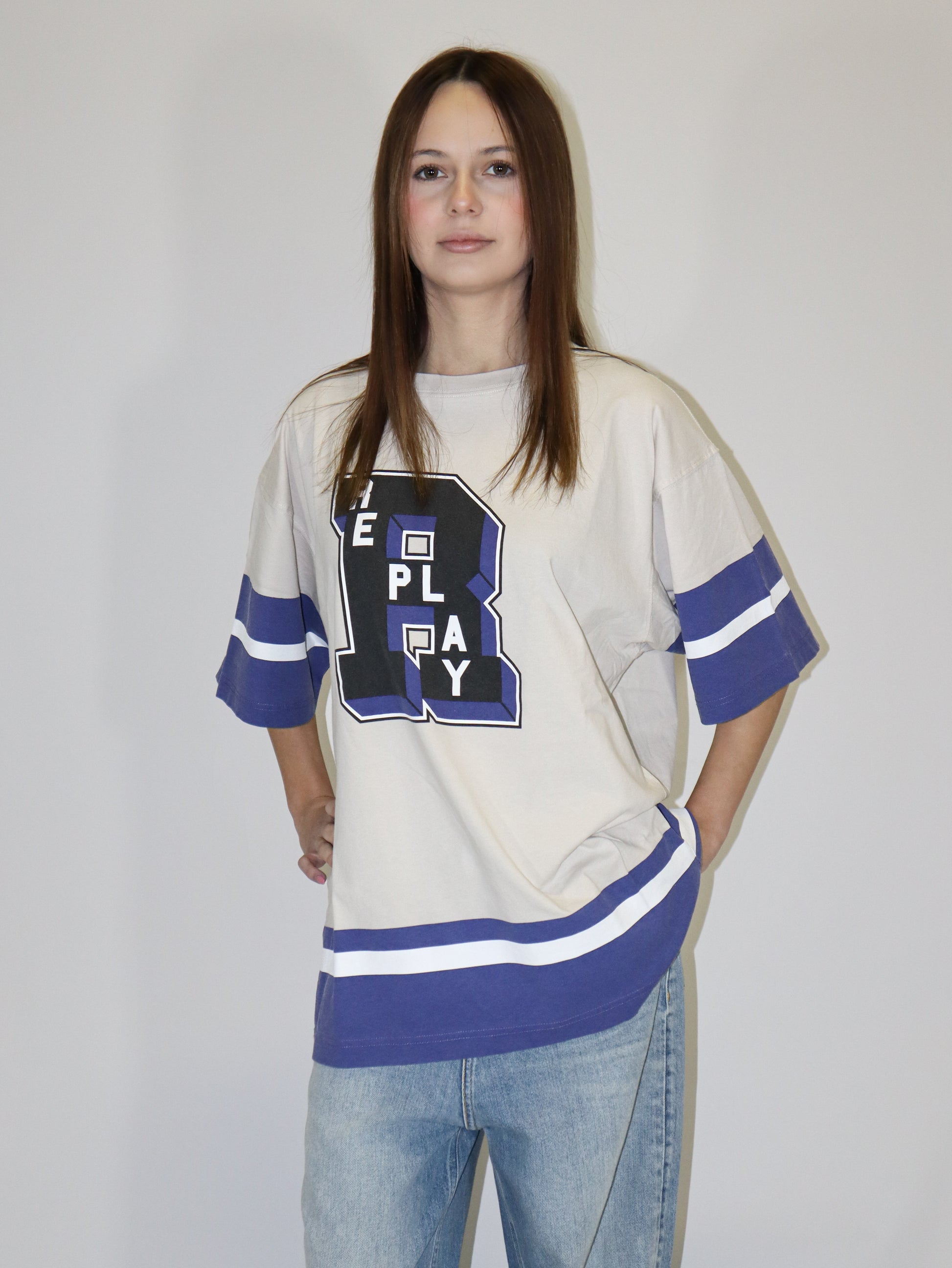 REPLAY DÁMSKÉ TRIČKO CHLAPECKÉHO STŘIHU S POTISKEM