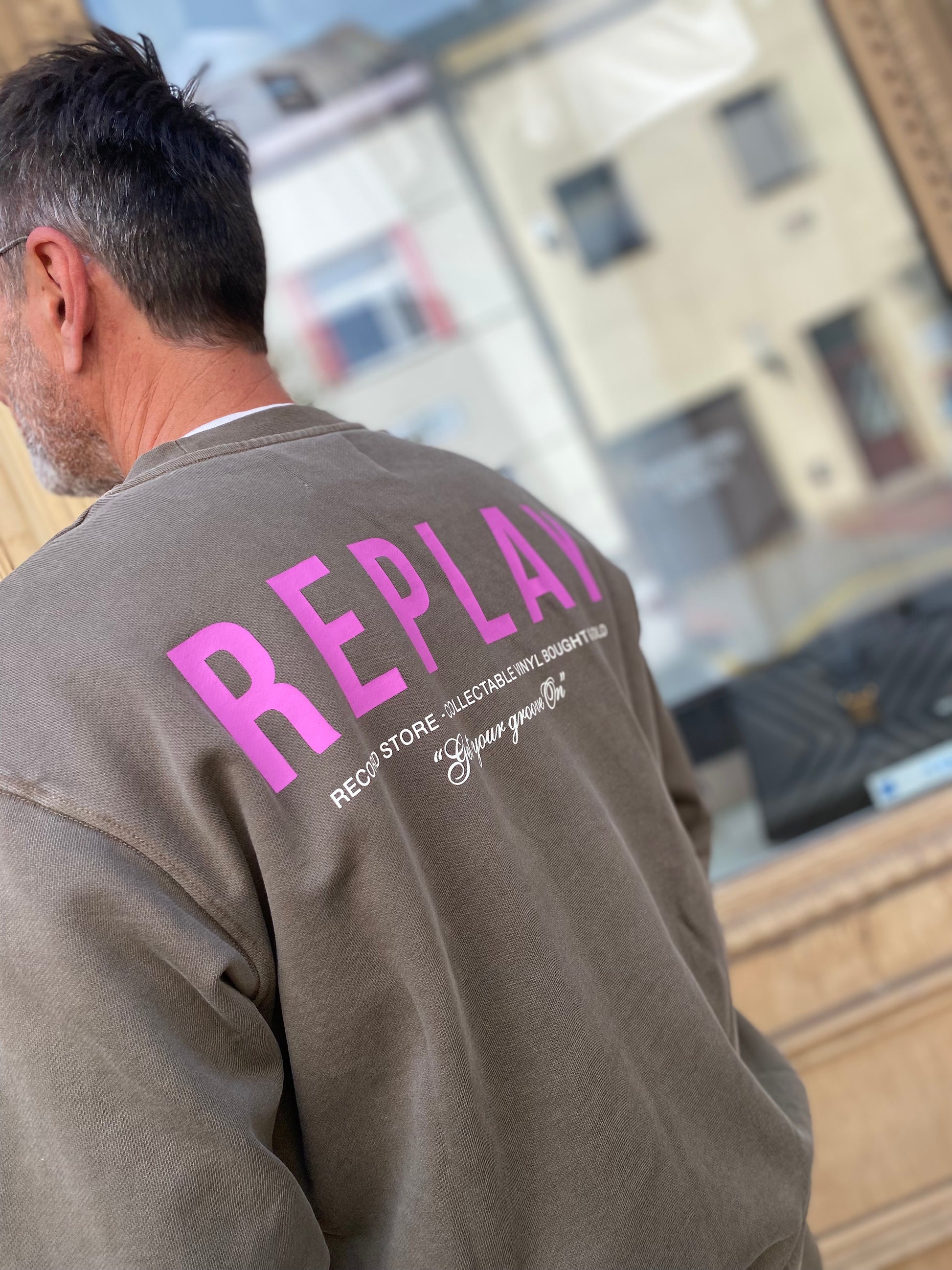 REPLAY PÁNSKÁ MIKINA S POTISKEM NA ZÁDECH