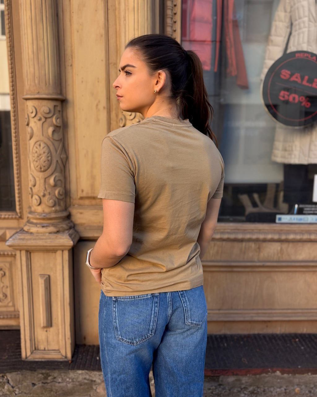 DÁMSKÉ TRIČKO REPLAY S LOGEM NA HRUDNÍKU