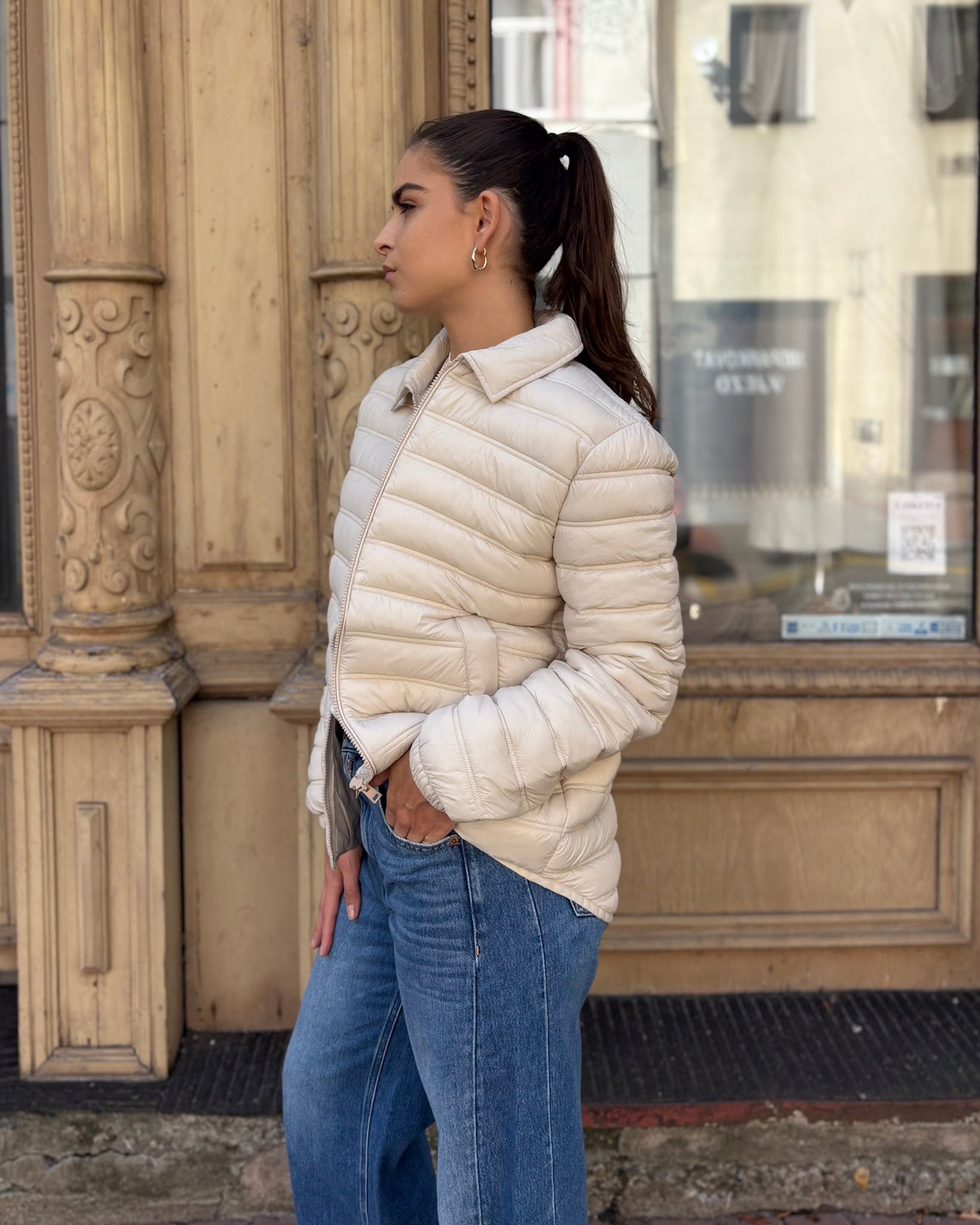 NŐI REPLAY RÖVID DZSEKI KERESZTVARRÁSSAL ÉS GALLÉRRAL 