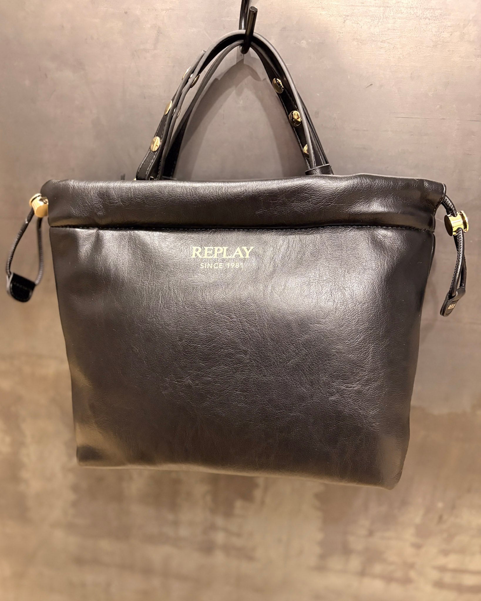 REPLAY DRAWABLE BAG WITH METAL DETAILS 