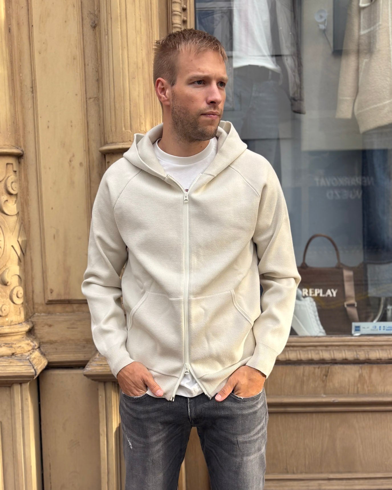 PÁNSKÁ MIKINA REPLAY S VELUROVÝM POTISKEM