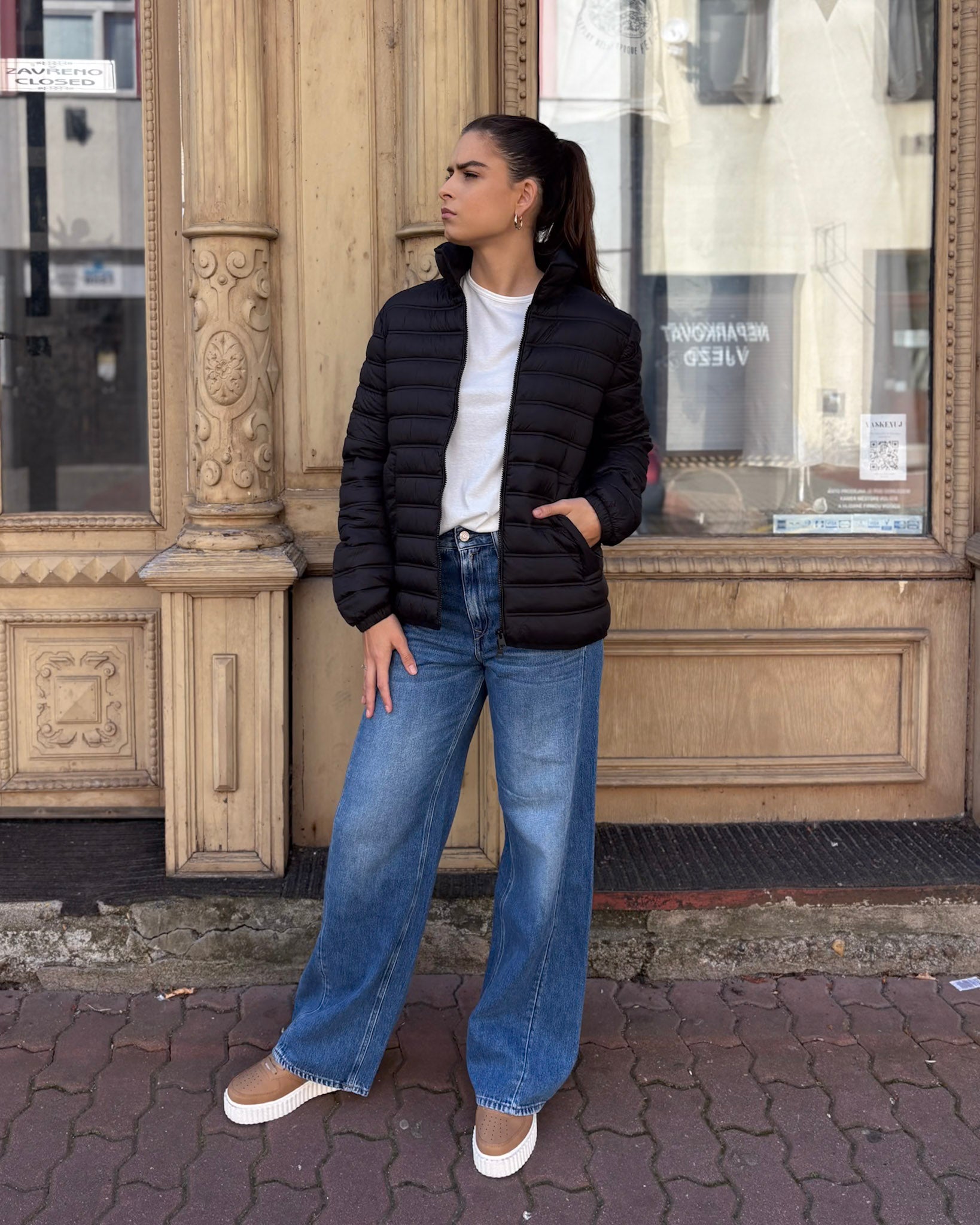 DÁMSKÁ Skrátená BUNDA REPLAY S PRÍČNYM PREŠÍVANÍM A LÍMCOM