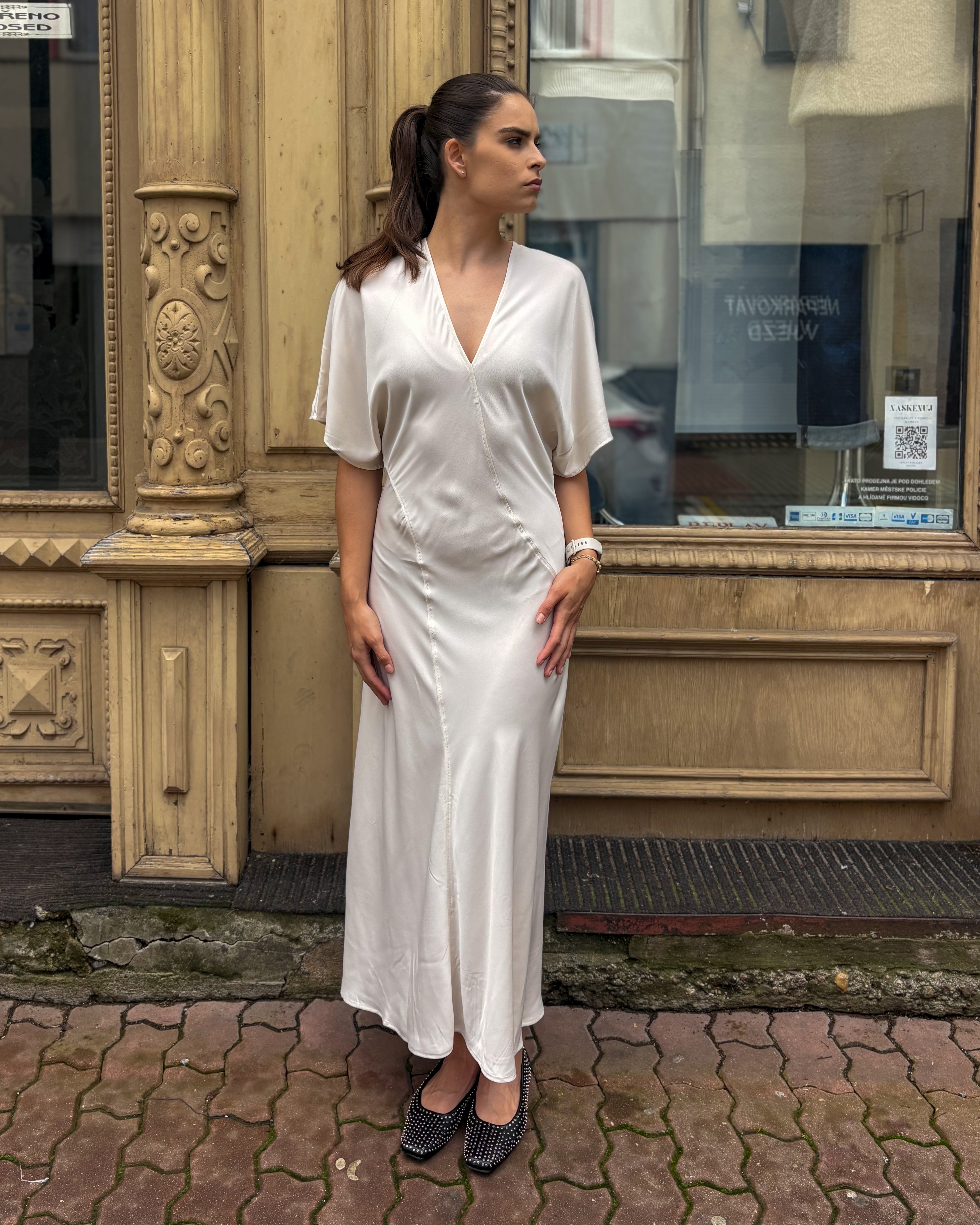 REPLAY Poly satin midi dress - Elegant V-neck RESTYLE Fashion Hub REPLAY Poly satin midi dress - Elegant V-neck RESTYLE Fashion Hub